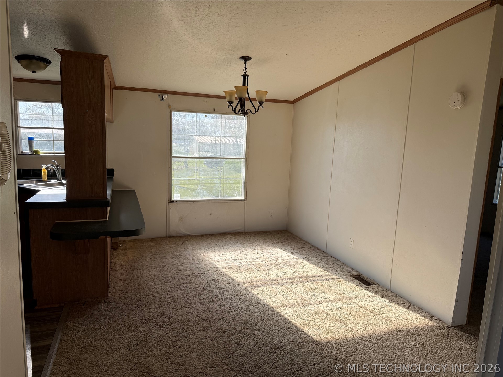 111 W Bryan Property Photo 5