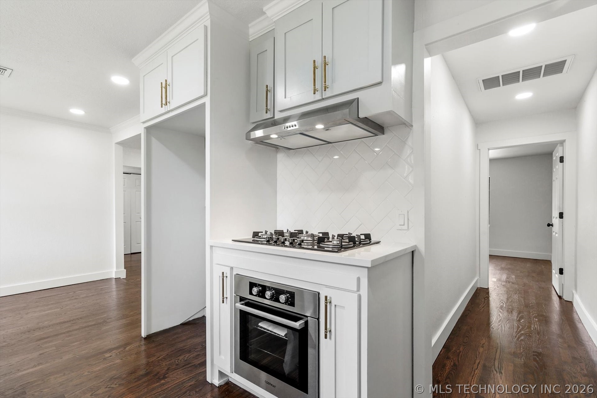 1825 N Delaware Avenue Property Photo 12