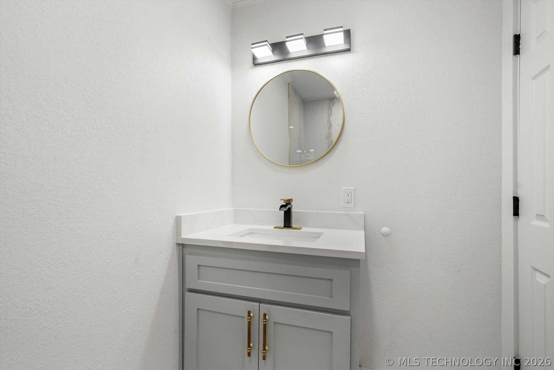 1825 N Delaware Avenue Property Photo 22