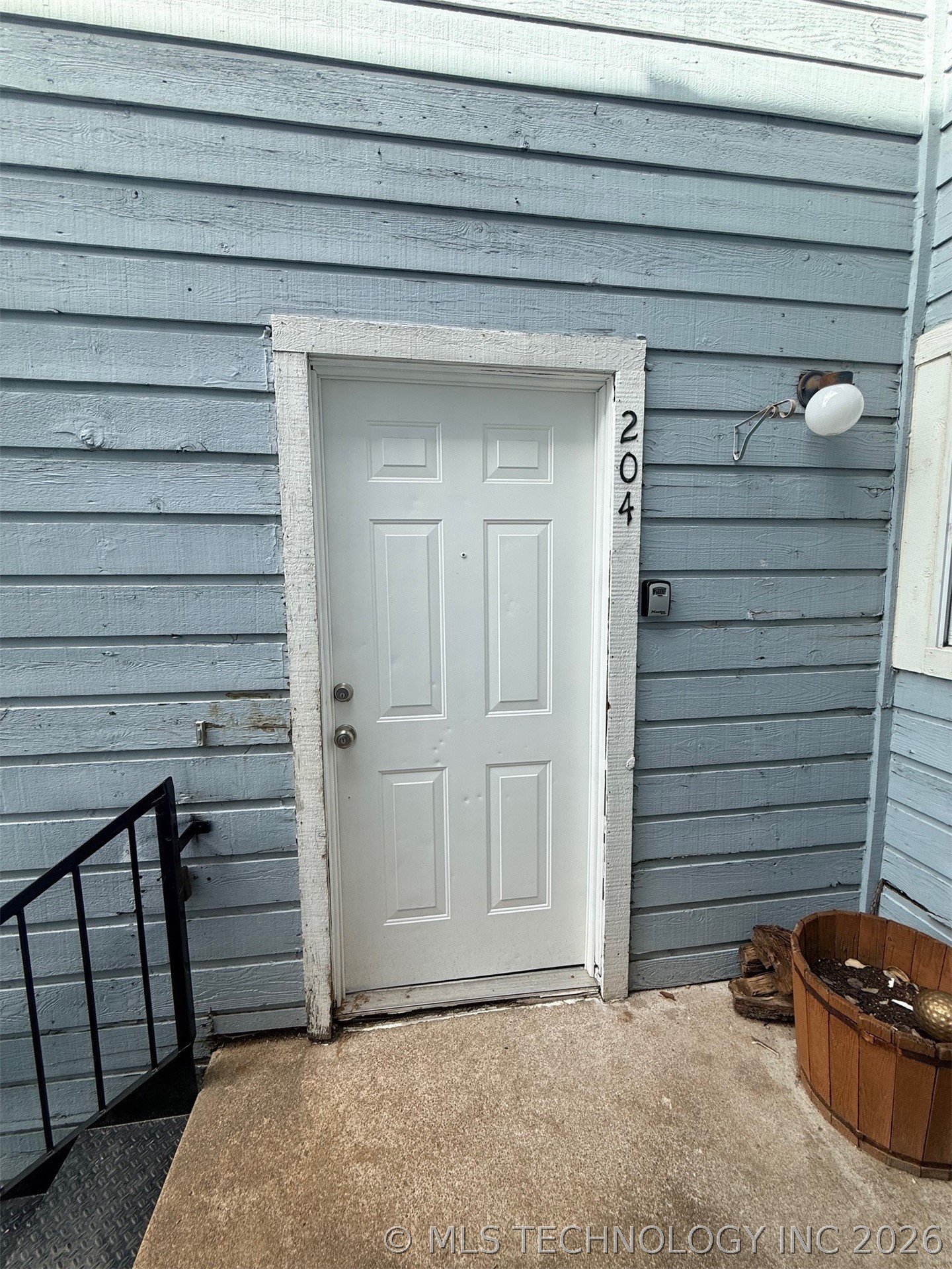 1802 E 66th Place F204 Property Photo 2