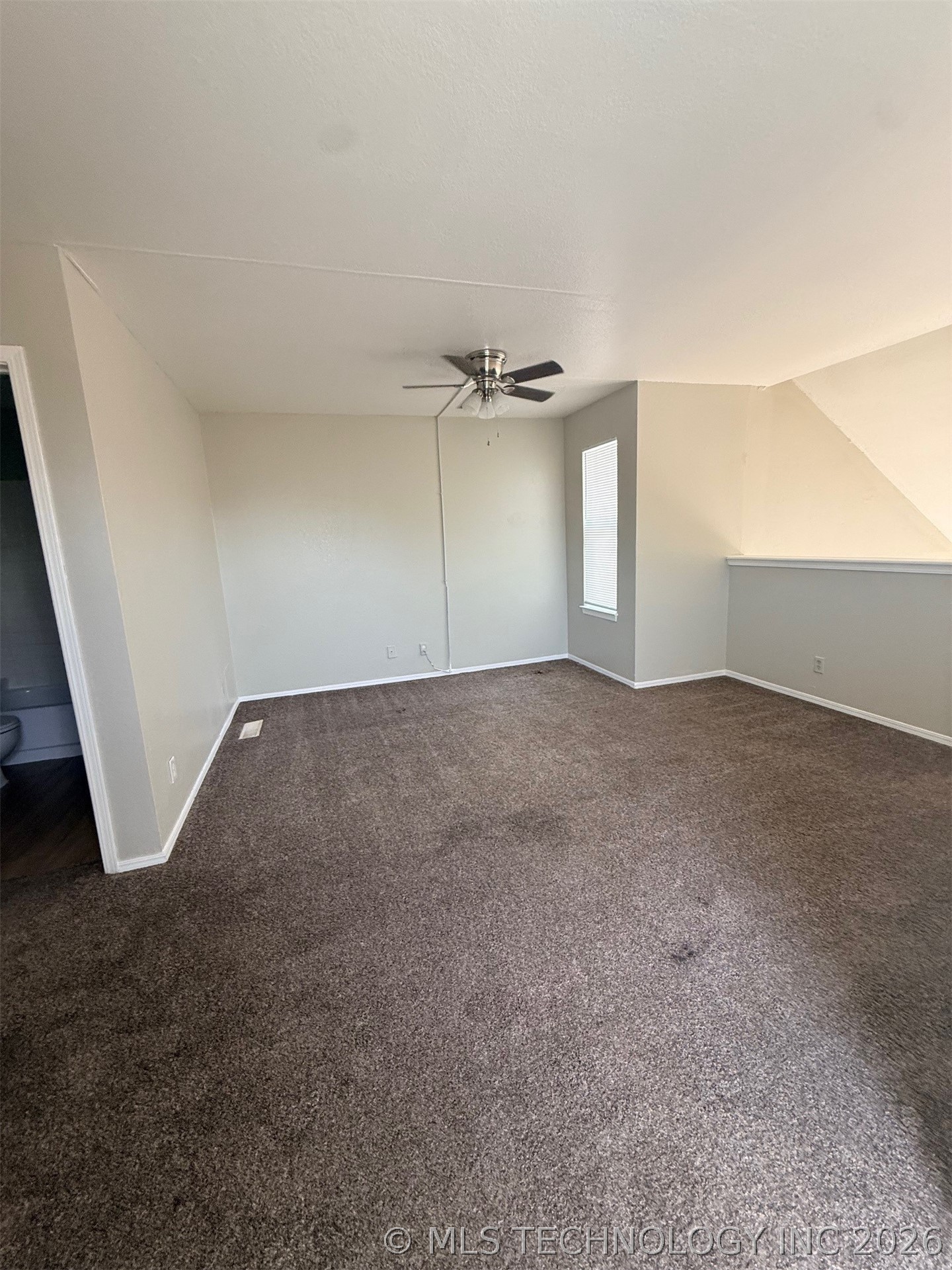 1802 E 66th Place F204 Property Photo 5