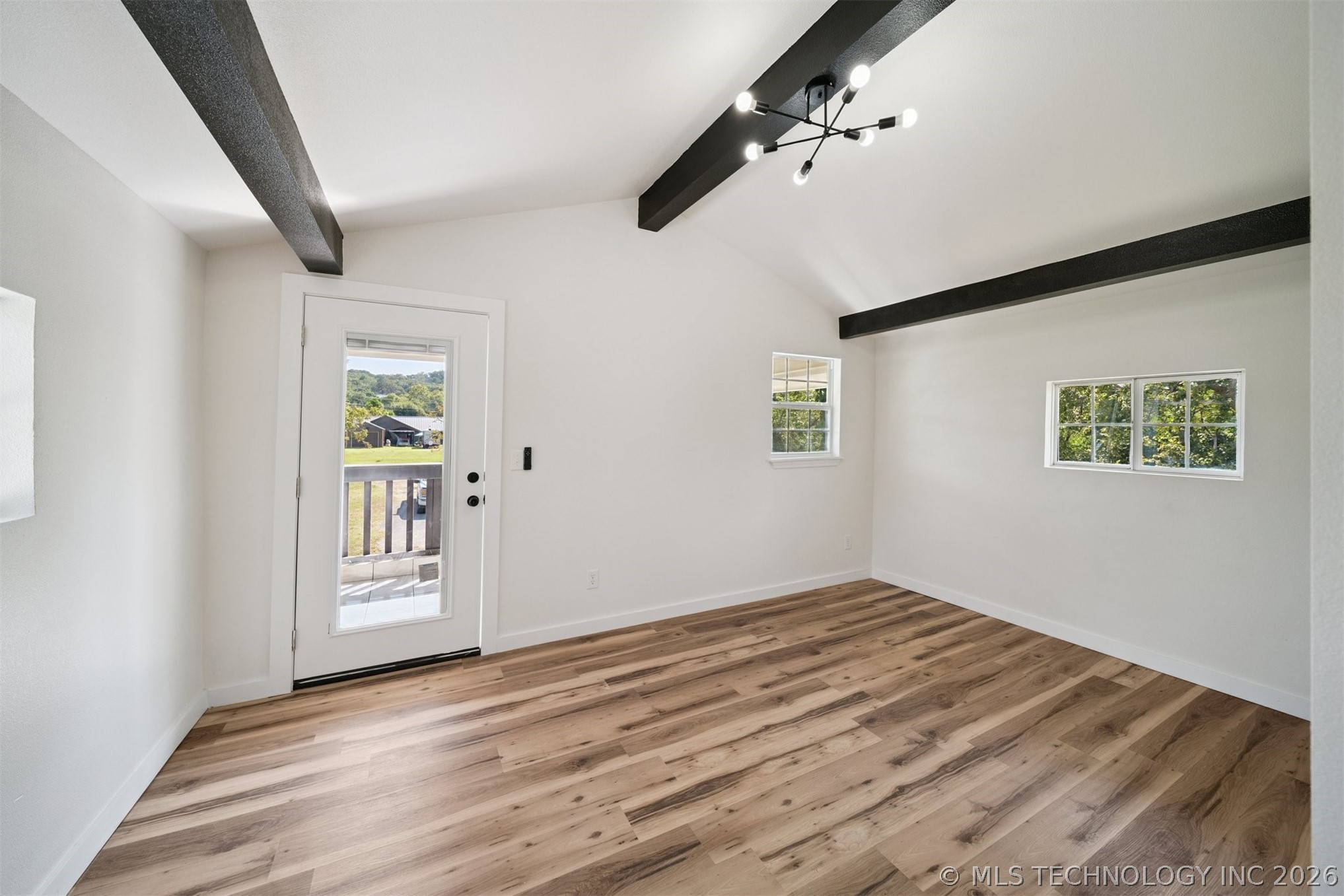 605 S Saltwell Street Property Photo 16
