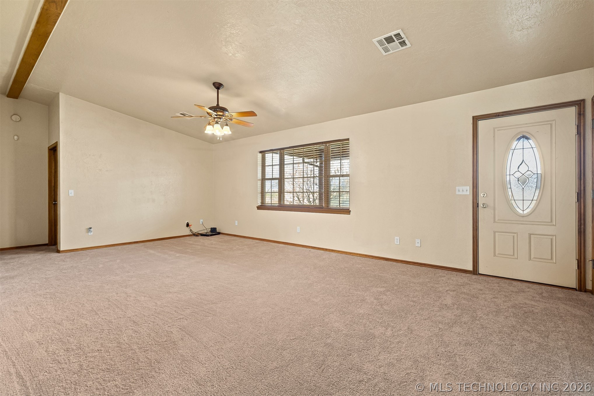 1401 E Allen Property Photo 9