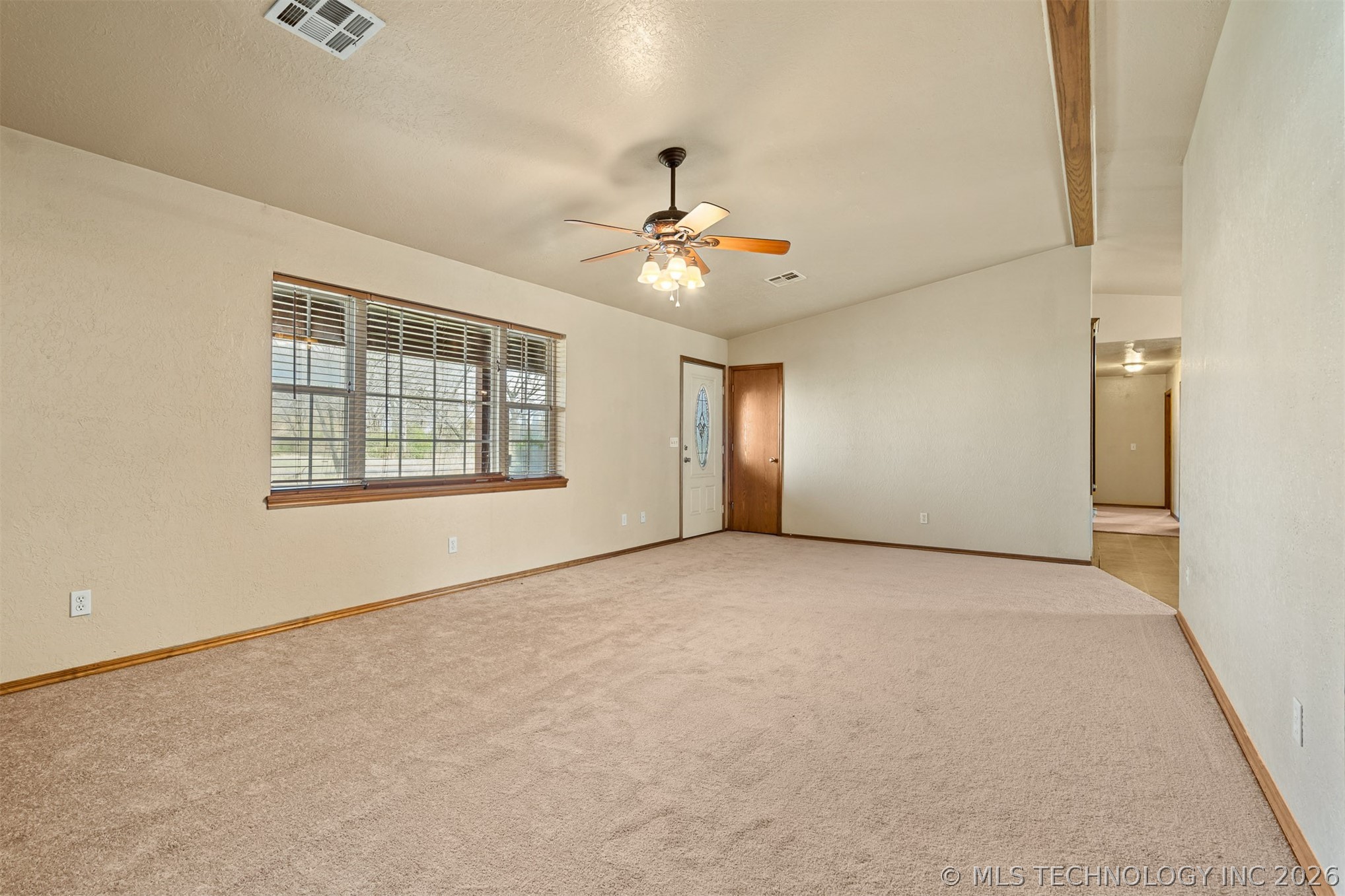 1401 E Allen Property Photo 11