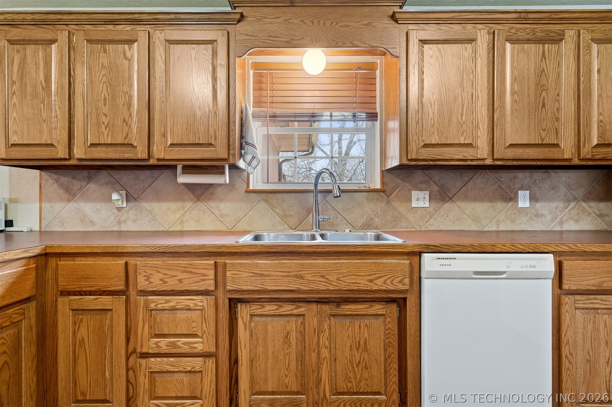 1401 E Allen Property Photo 21