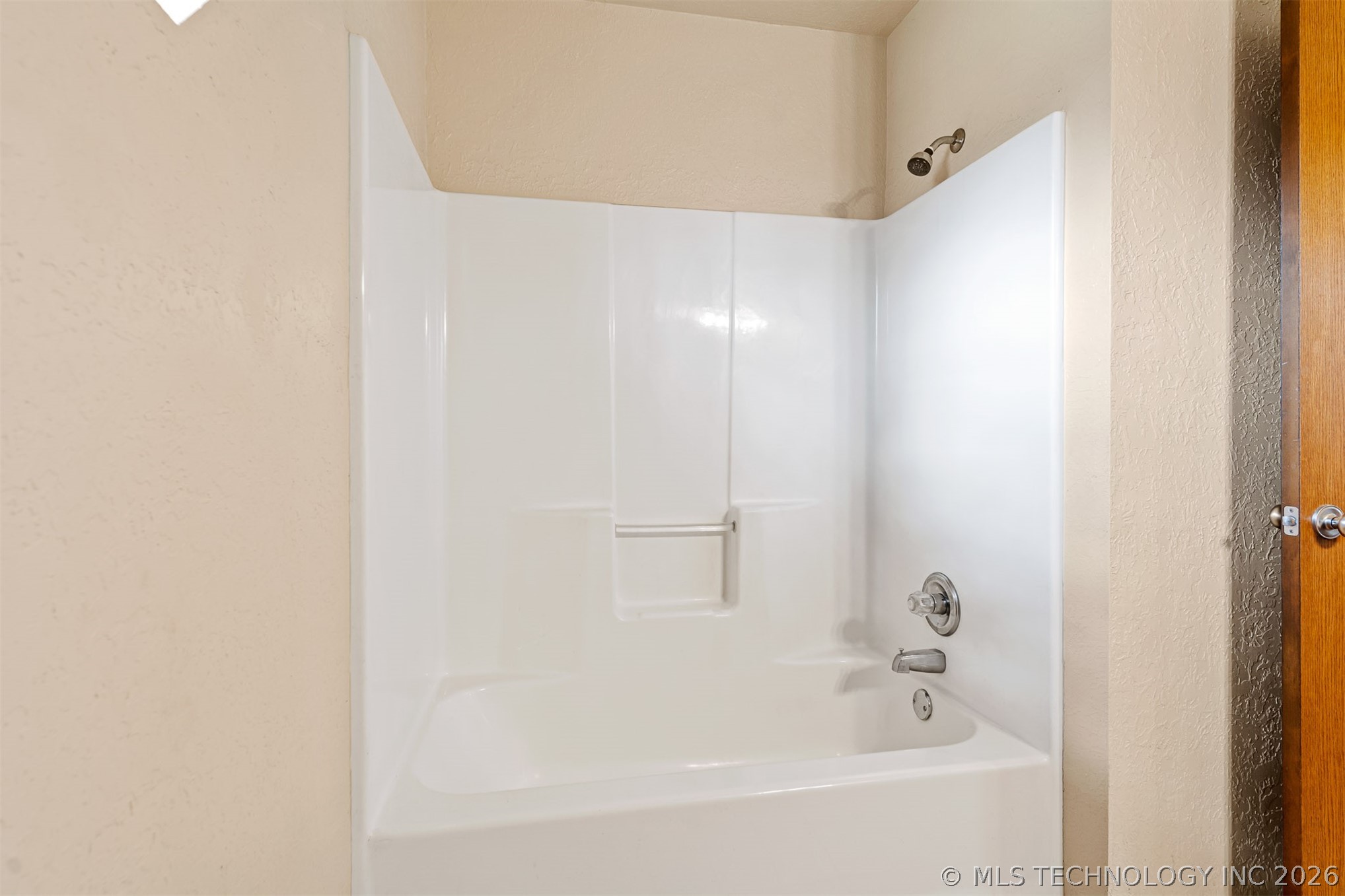 1401 E Allen Property Photo 30