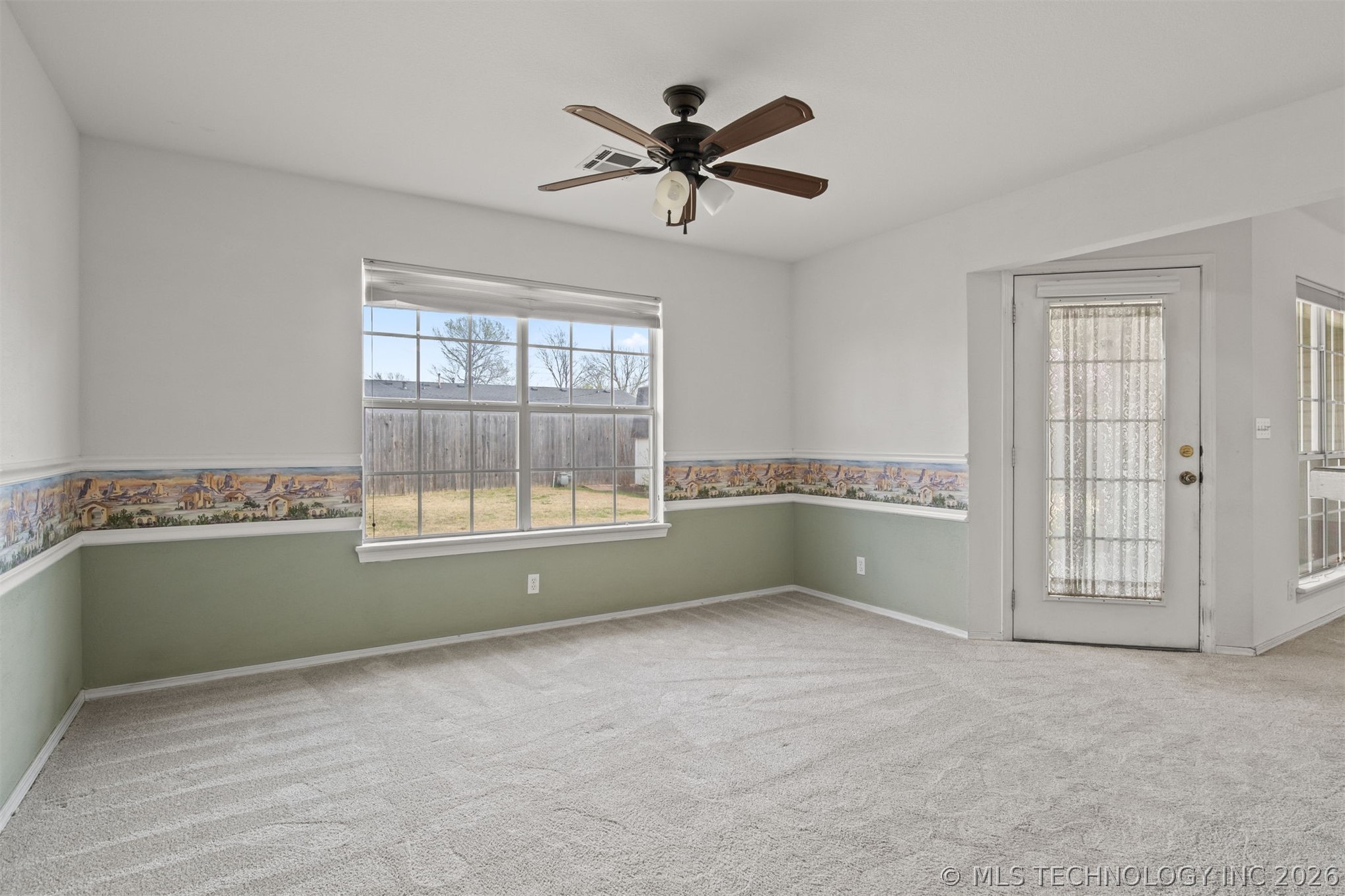 8515 N 102nd East Avenue Property Photo 14
