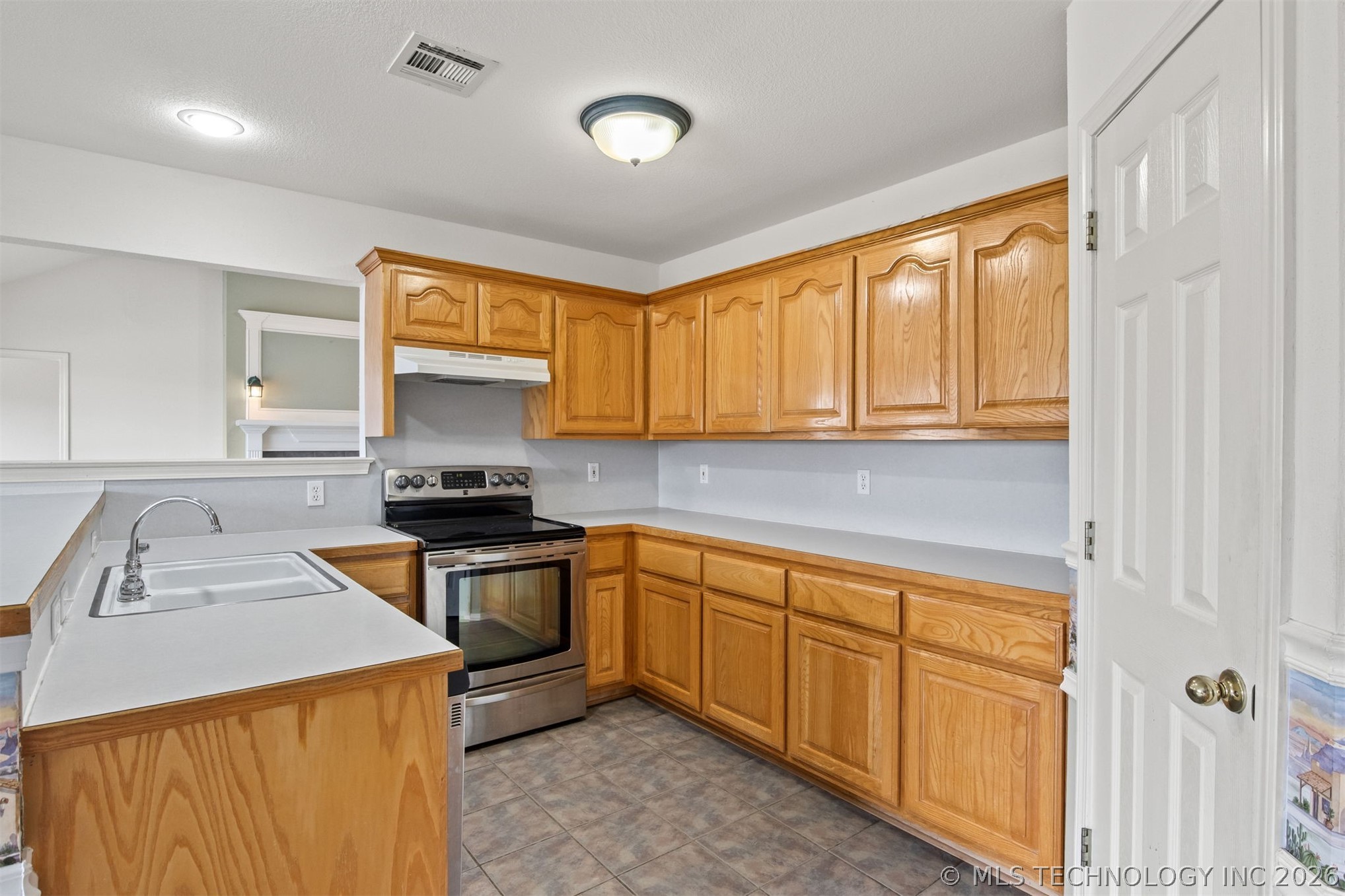 8515 N 102nd East Avenue Property Photo 16