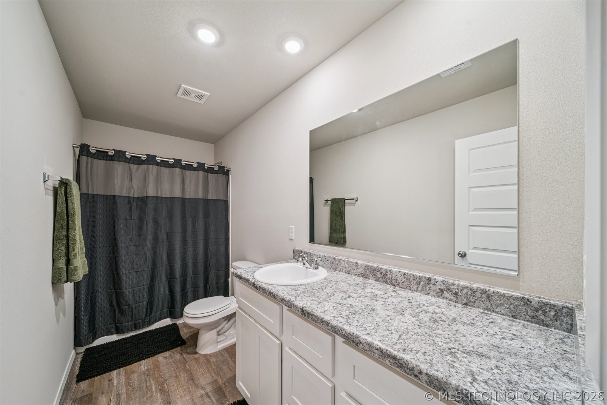 715 N Dogwood Avenue Property Photo 17