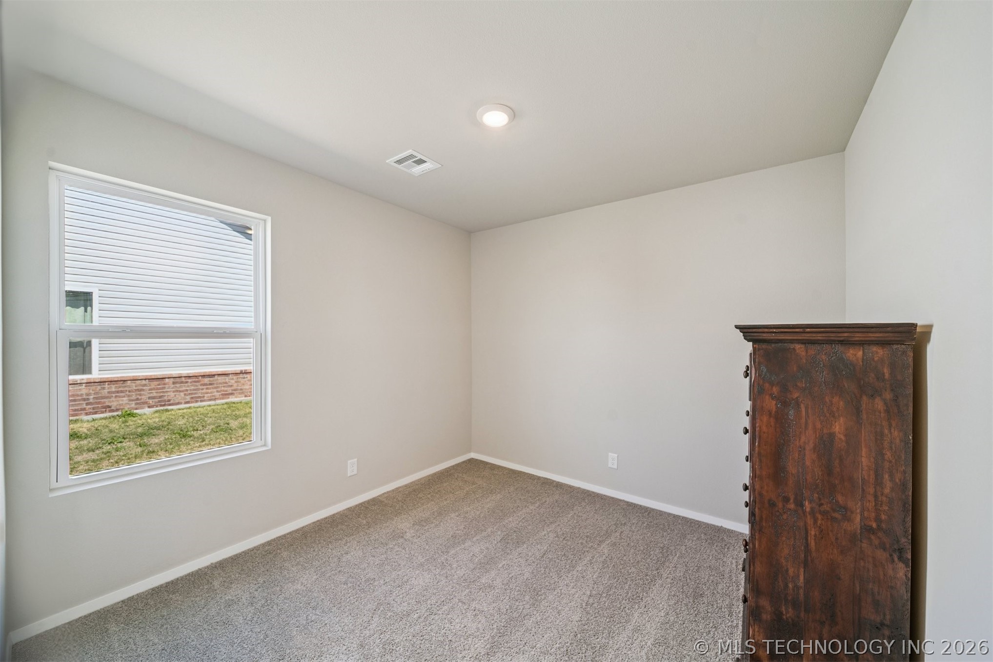 715 N Dogwood Avenue Property Photo 20
