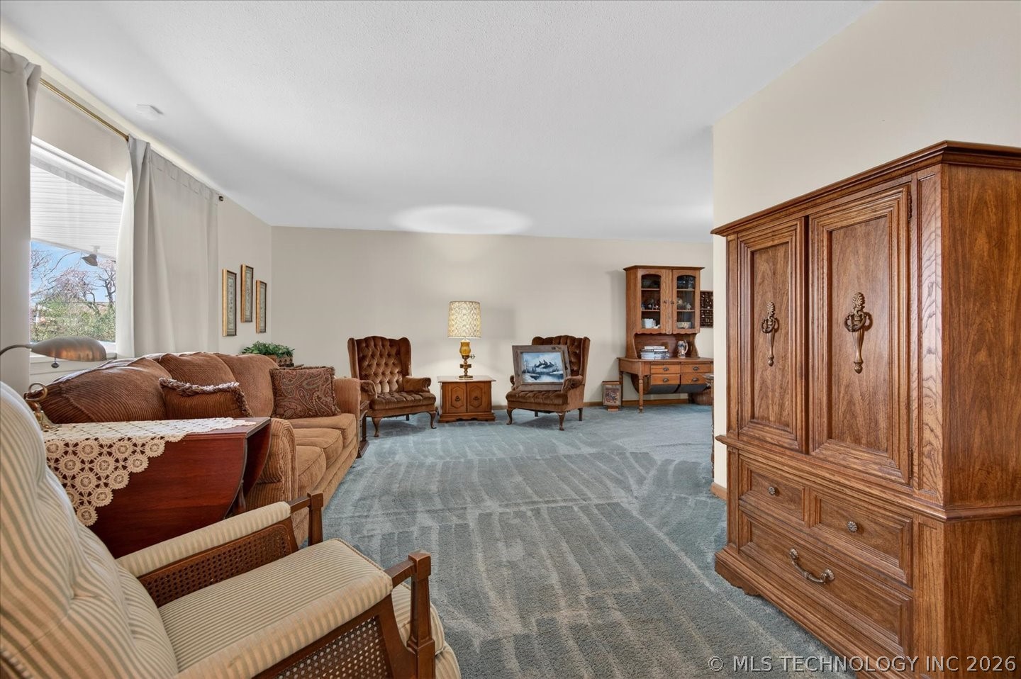 3939 Lakeview Drive Property Photo 5