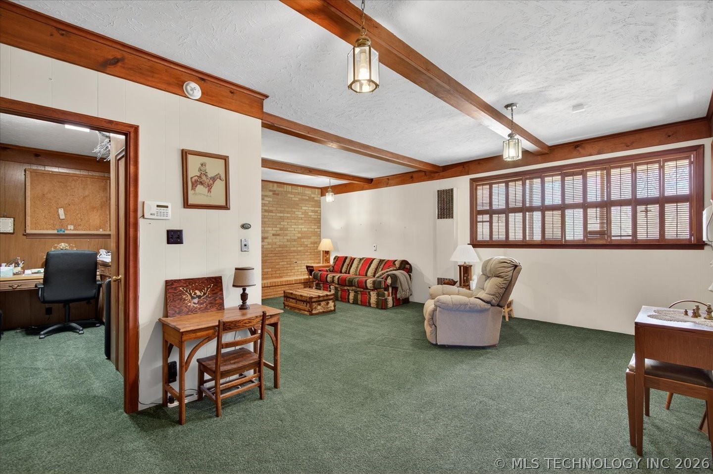 3939 Lakeview Drive Property Photo 11