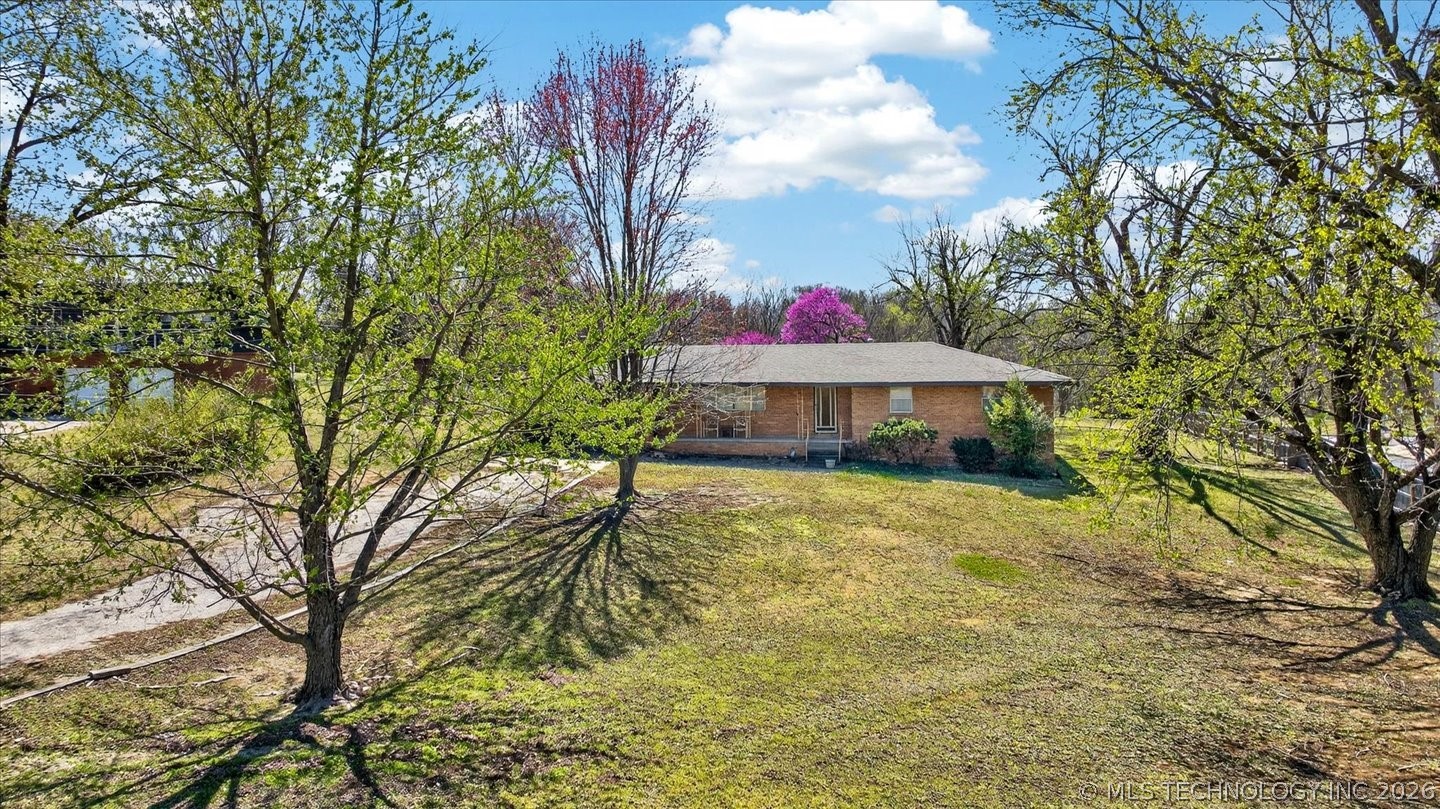 3939 Lakeview Drive Property Photo 31