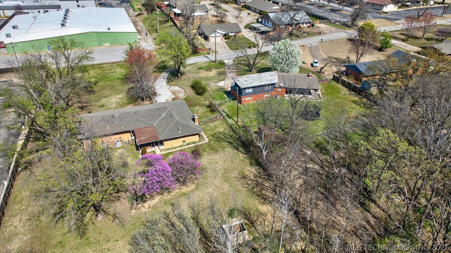3939 Lakeview Drive Property Photo 33