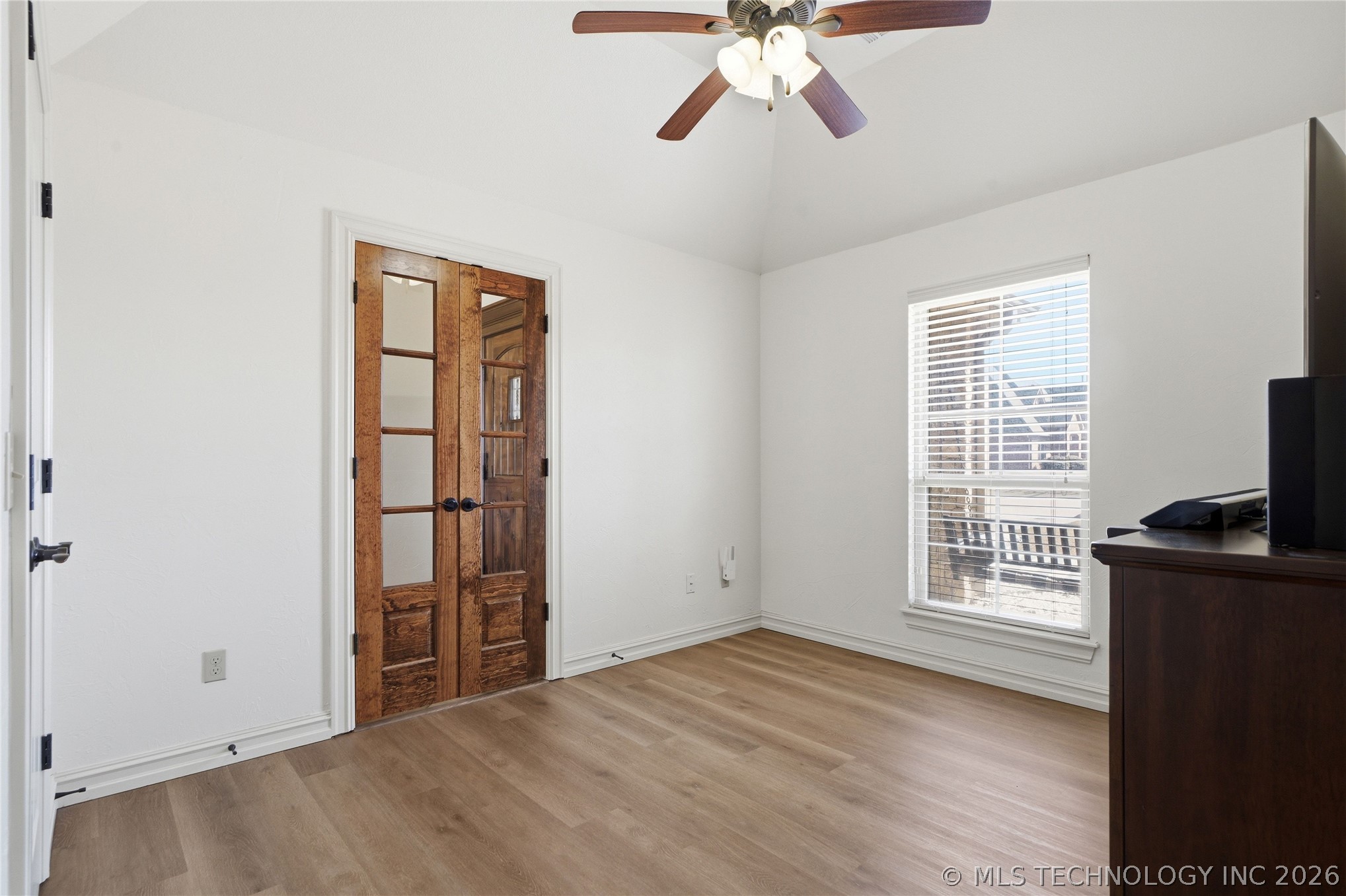 5007 E 82nd Street Property Photo 6