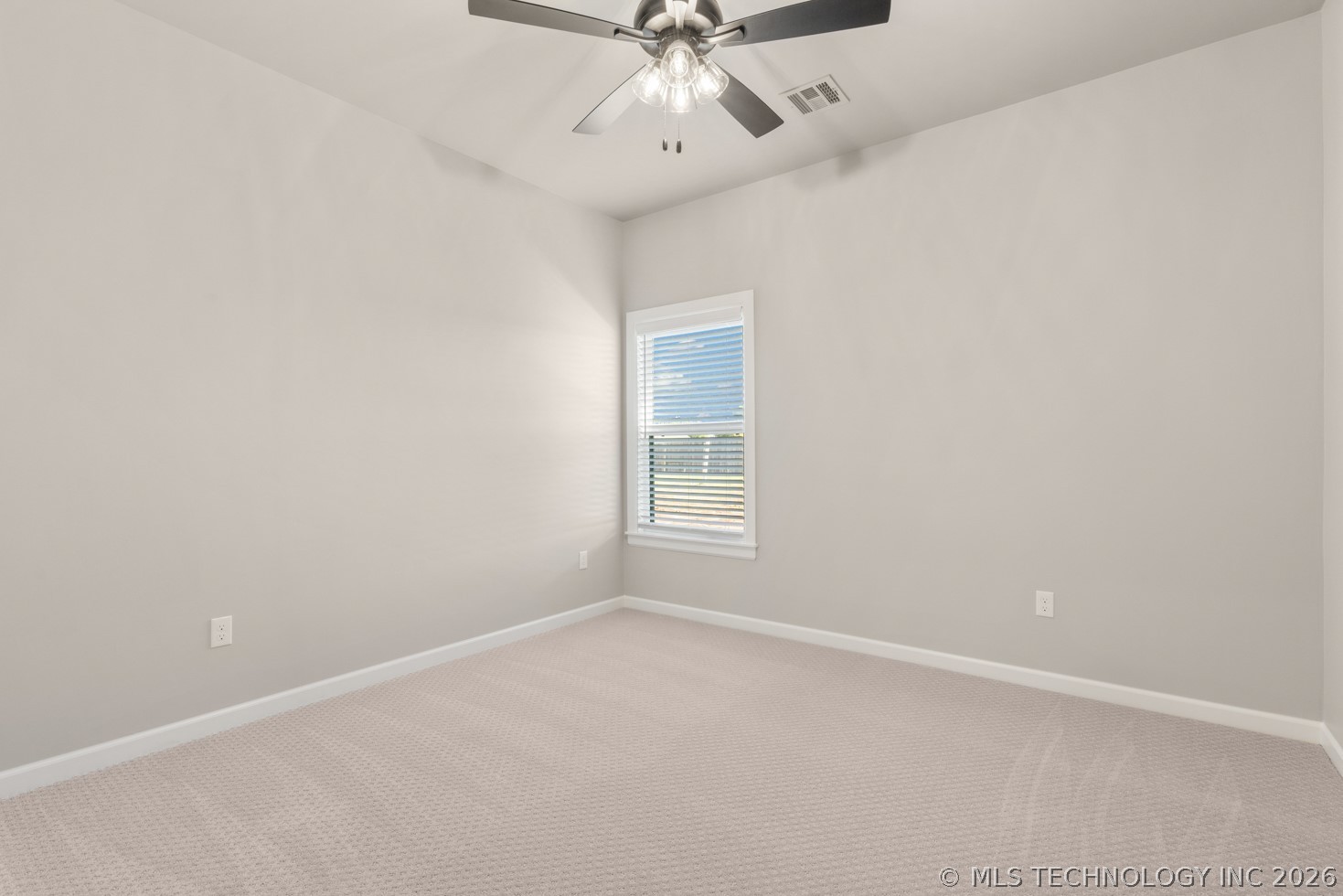 6705 S Fir Avenue Property Photo 34