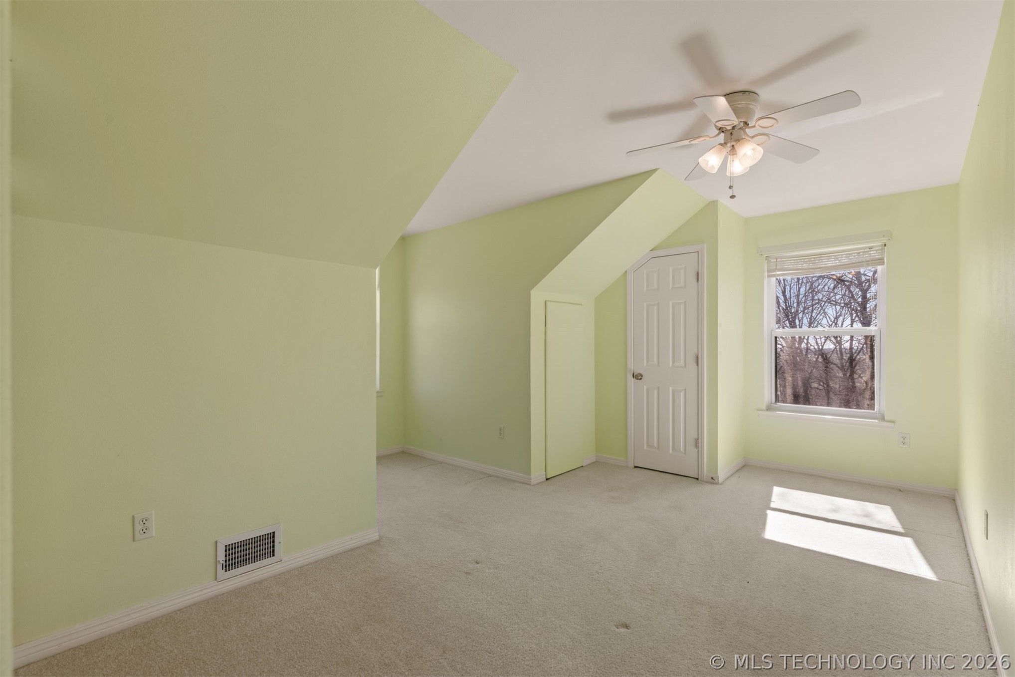 29612 E 32nd Street S Property Photo 65