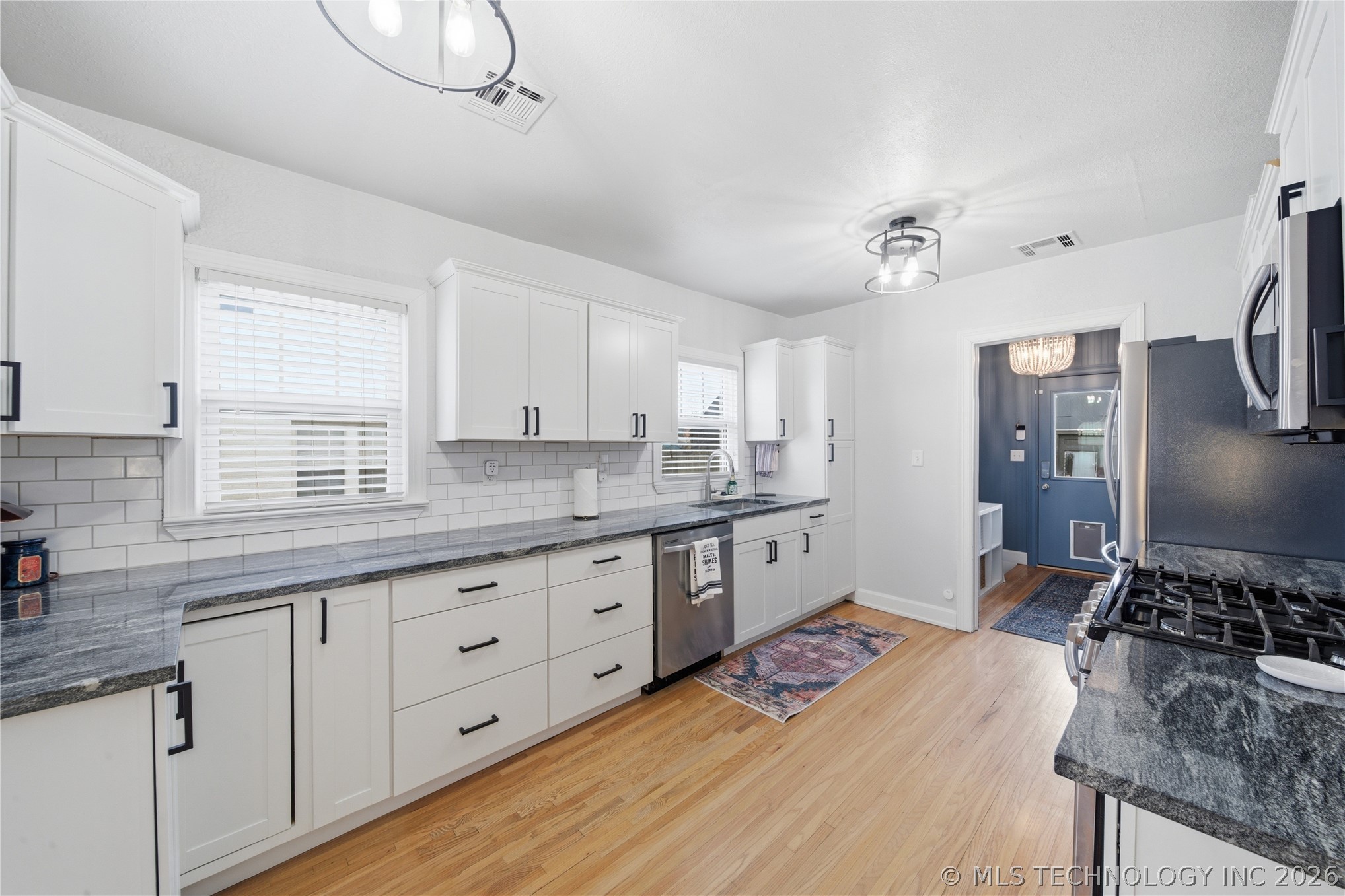 1523 S Gary Place Property Photo 13