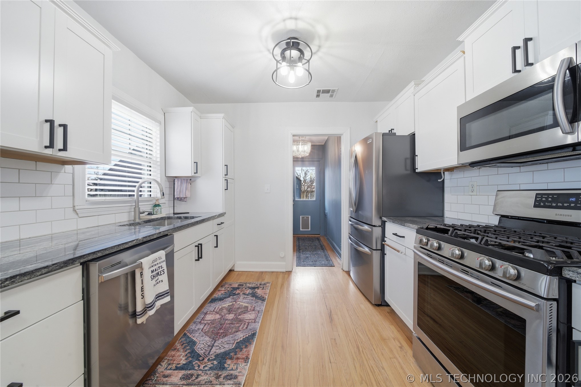 1523 S Gary Place Property Photo 16