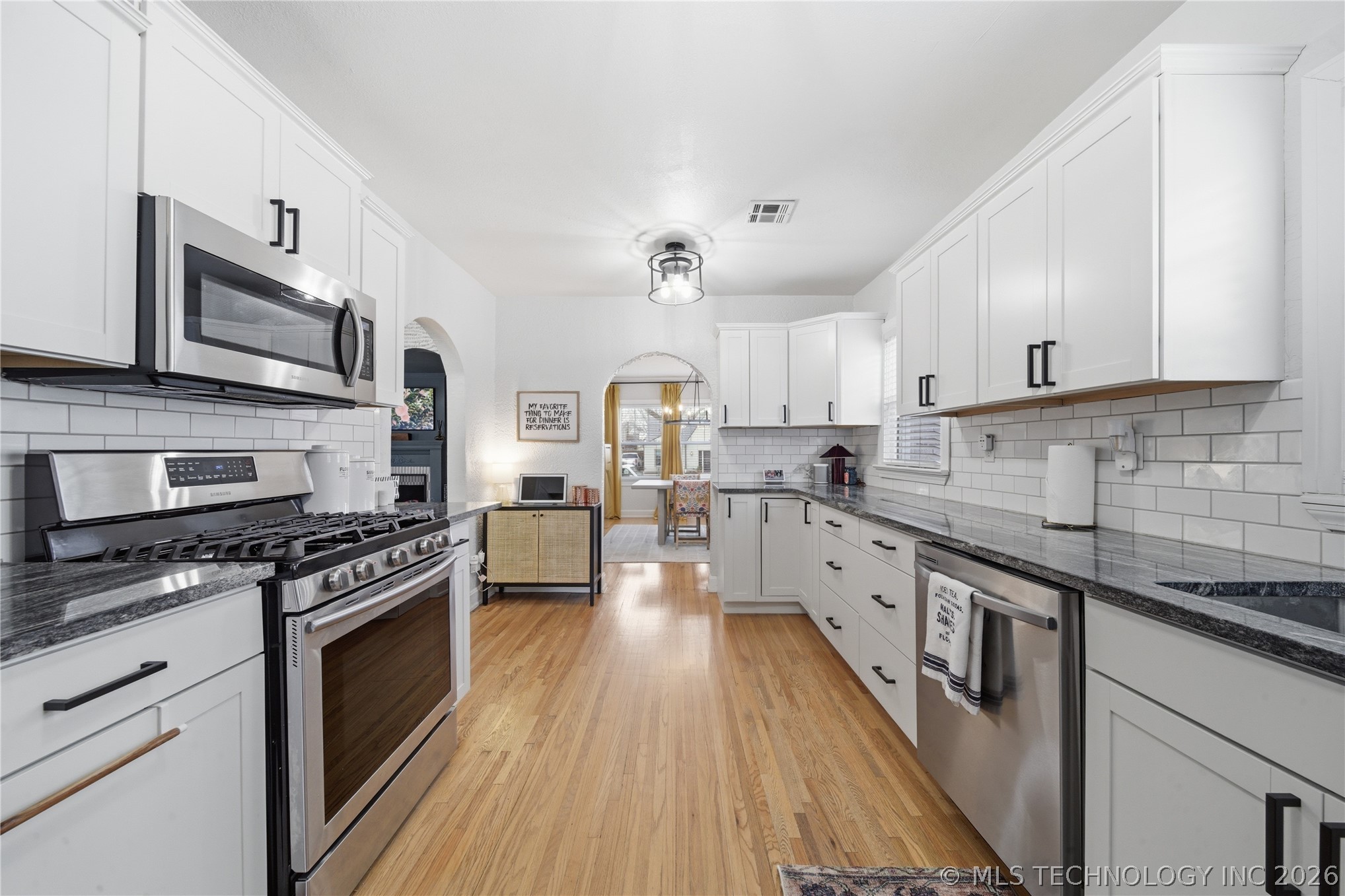 1523 S Gary Place Property Photo 18