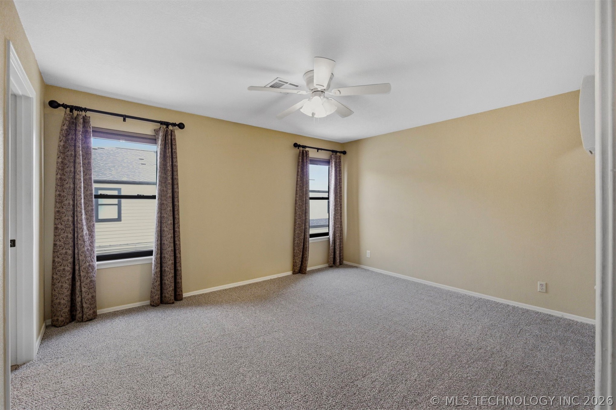 9006 E 60th Place Property Photo 21
