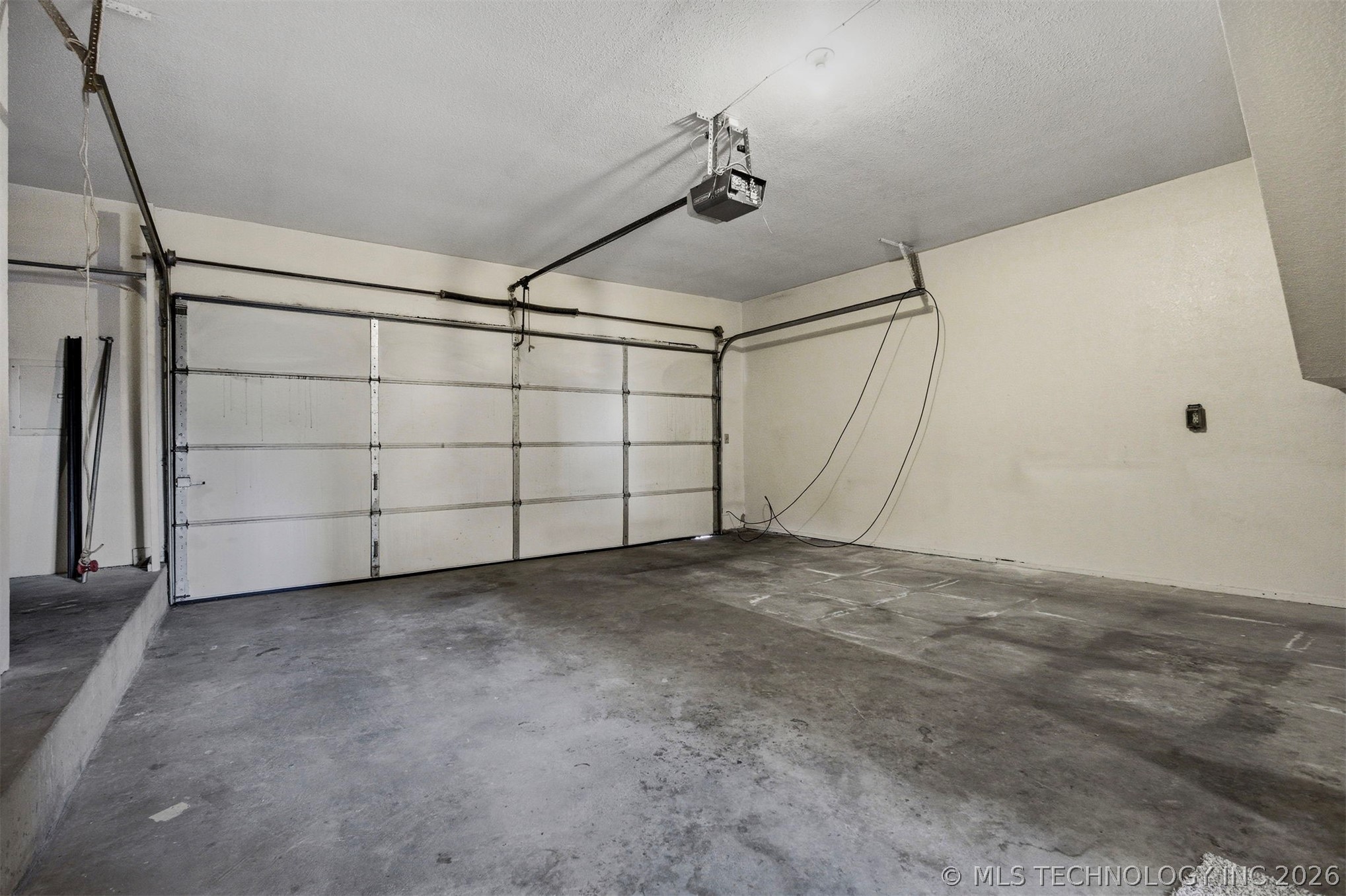 9006 E 60th Place Property Photo 35