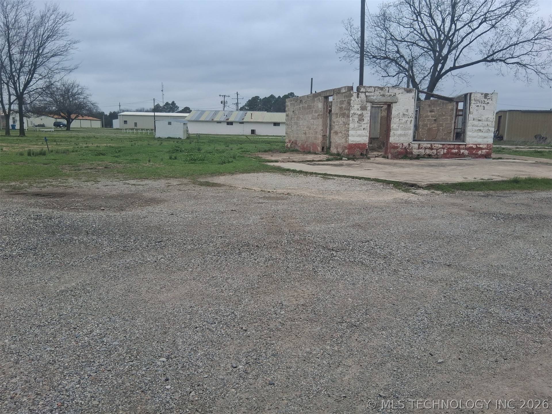 205 S Broadway Street Property Photo 1