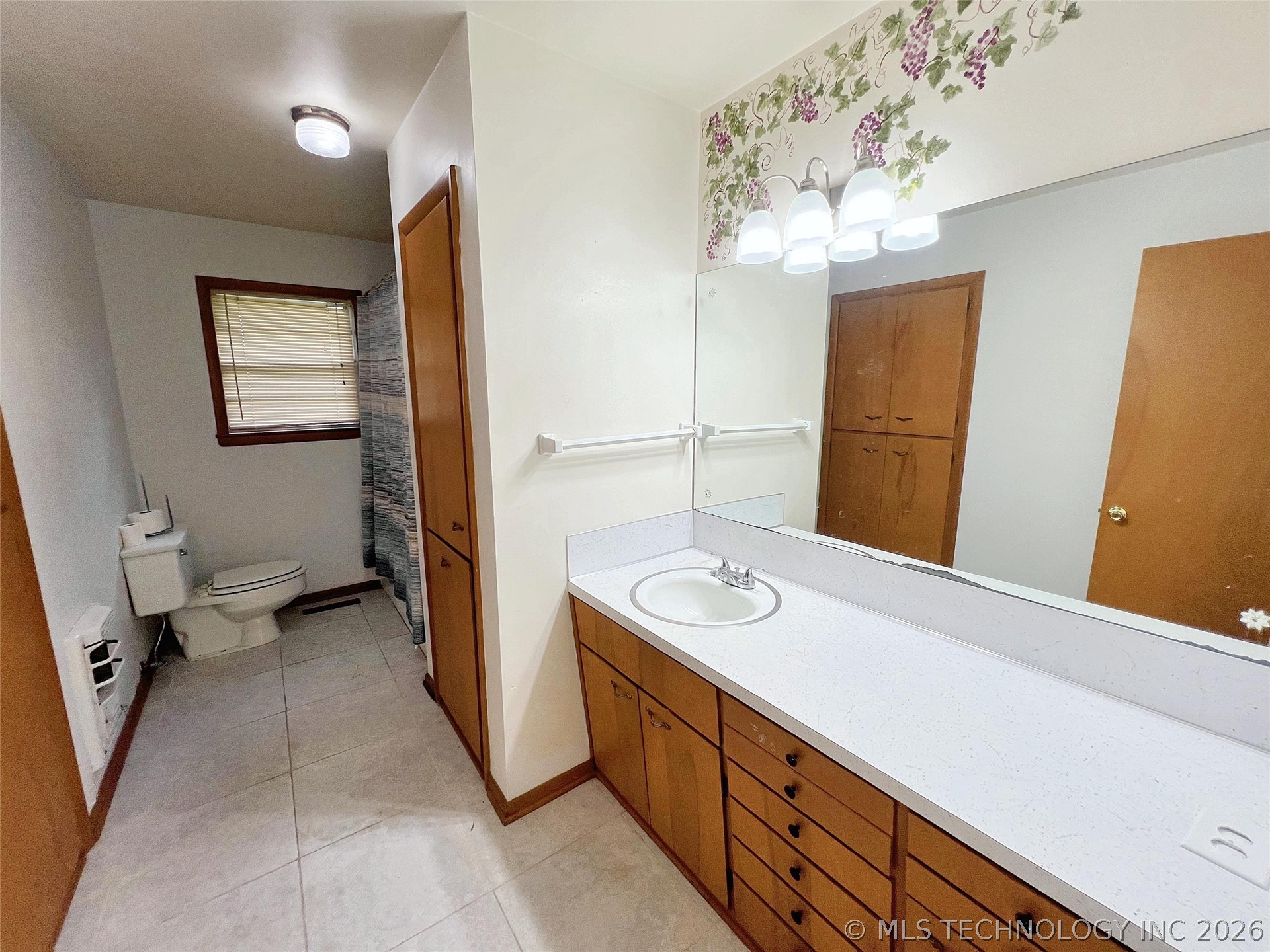 710 Victor Street Property Photo 21