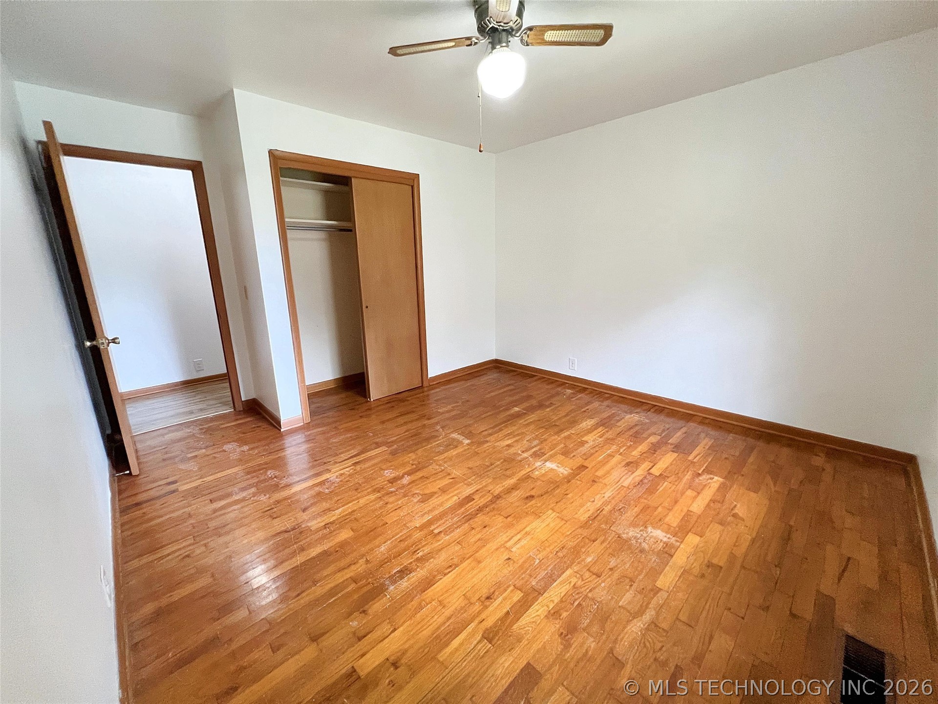 710 Victor Street Property Photo 32