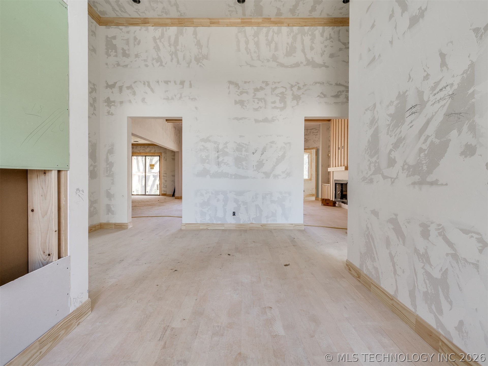 10775 S Sheridan Road Property Photo 10