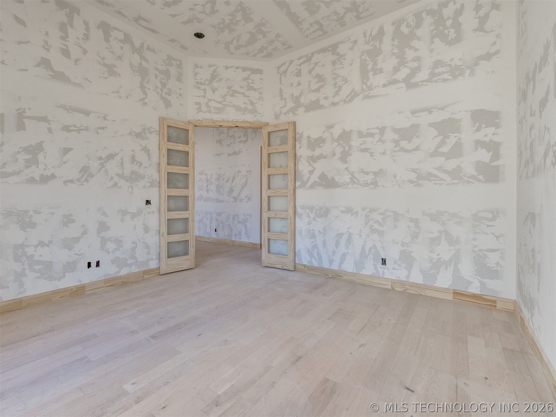 10775 S Sheridan Road Property Photo 13
