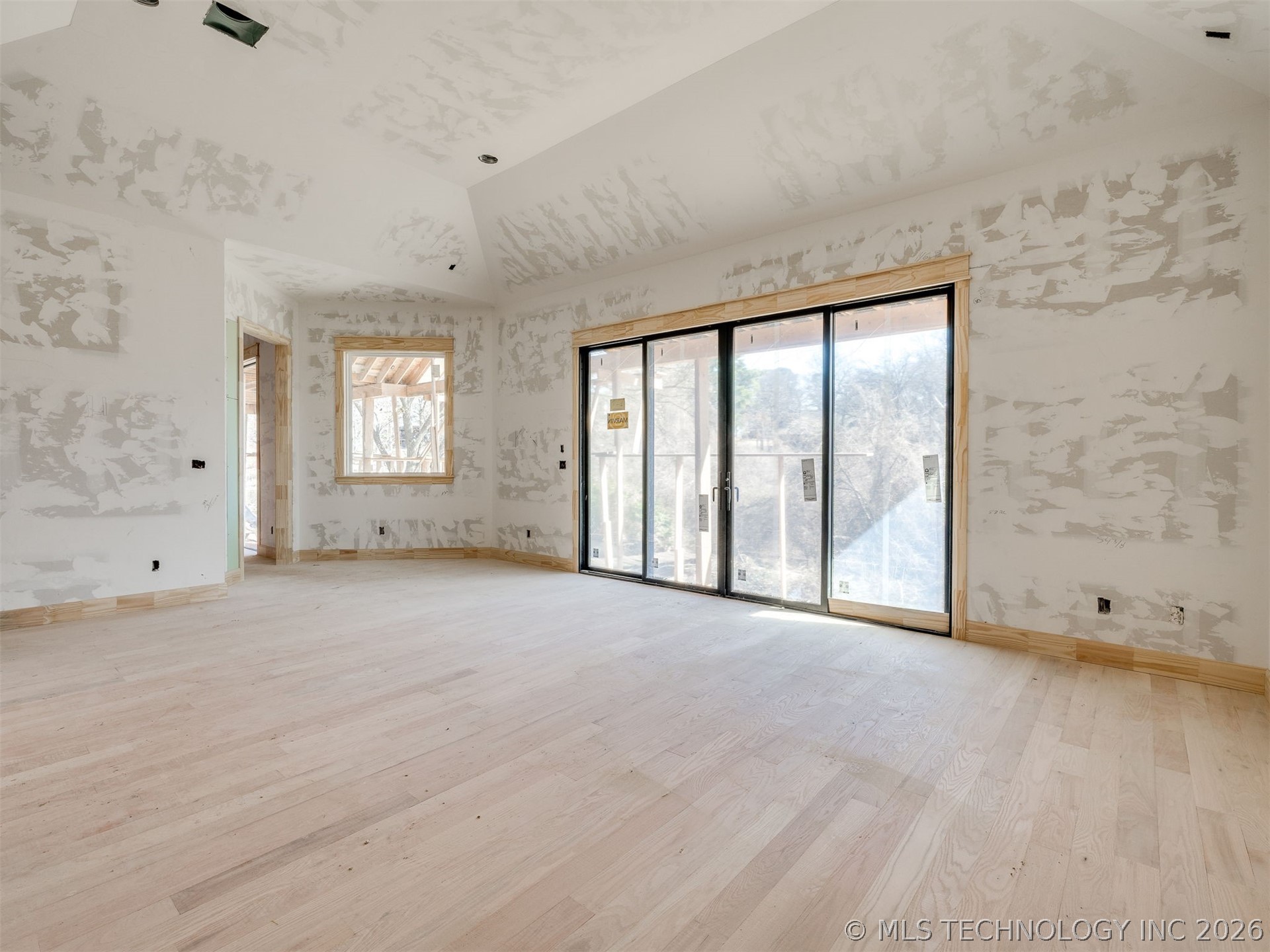 10775 S Sheridan Road Property Photo 42