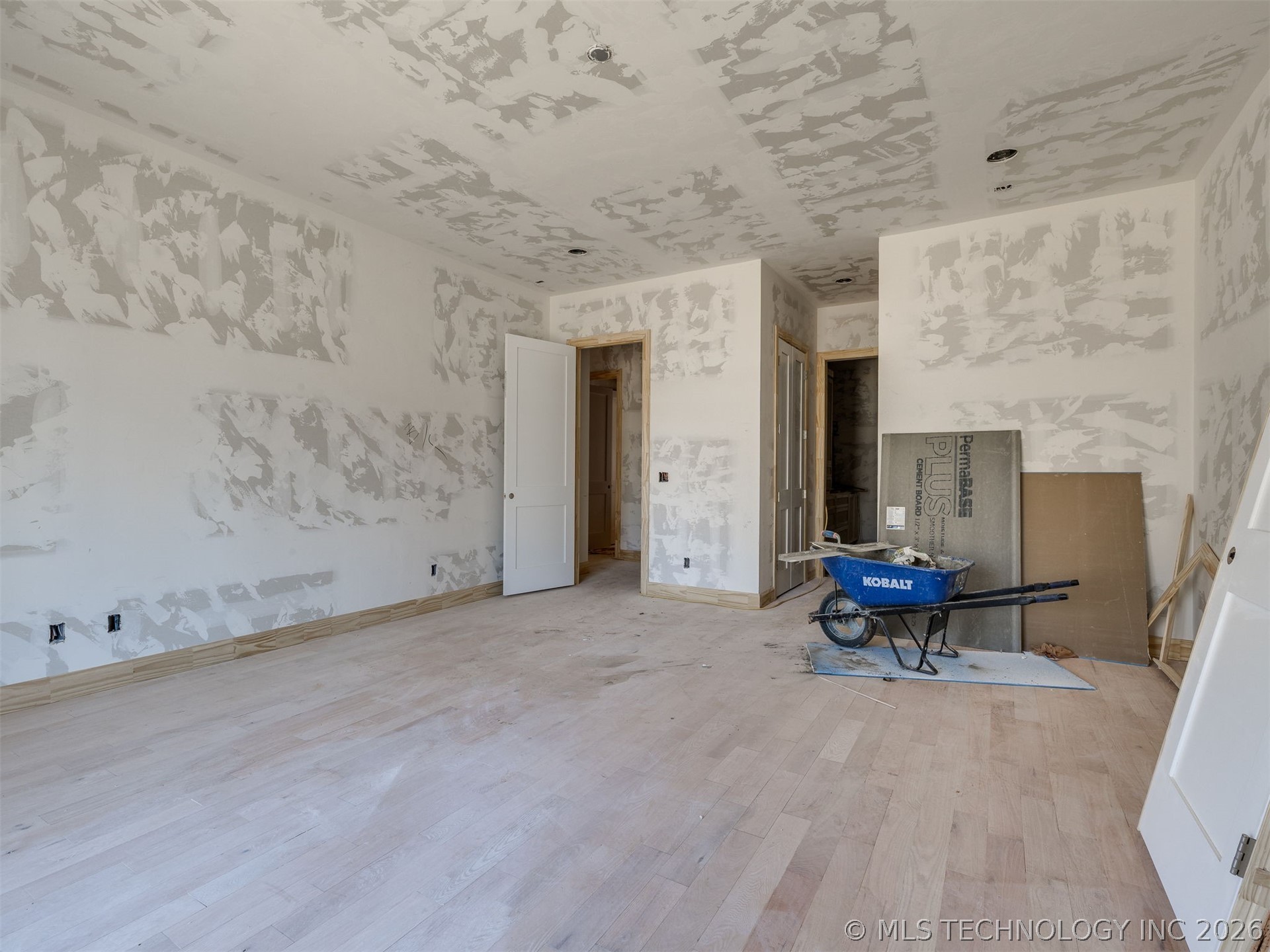 10775 S Sheridan Road Property Photo 48