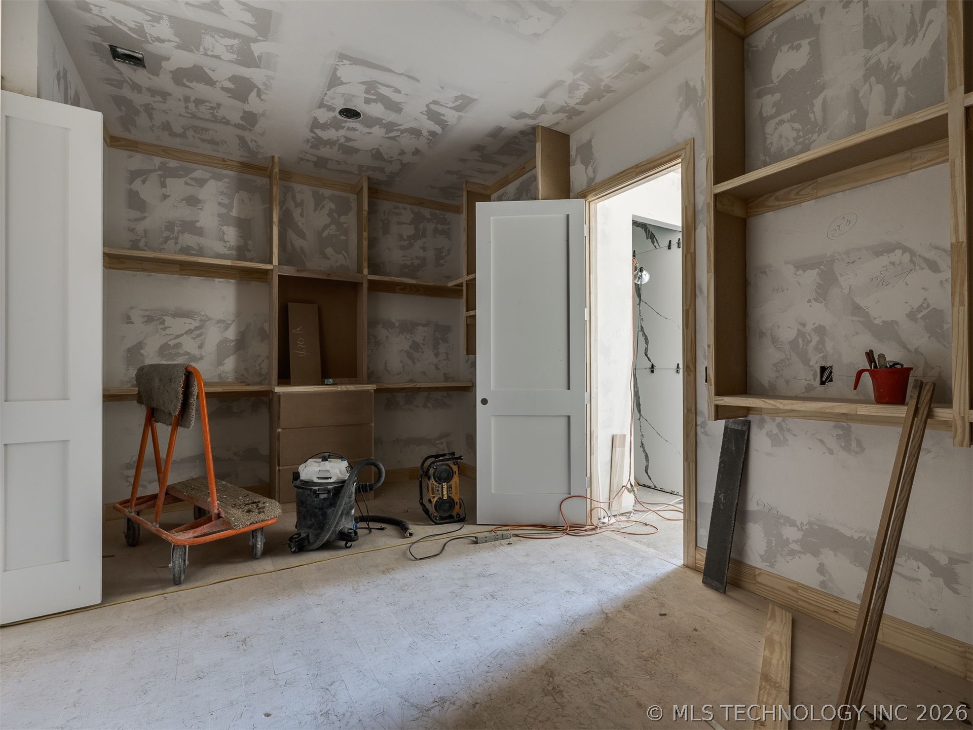 10775 S Sheridan Road Property Photo 55