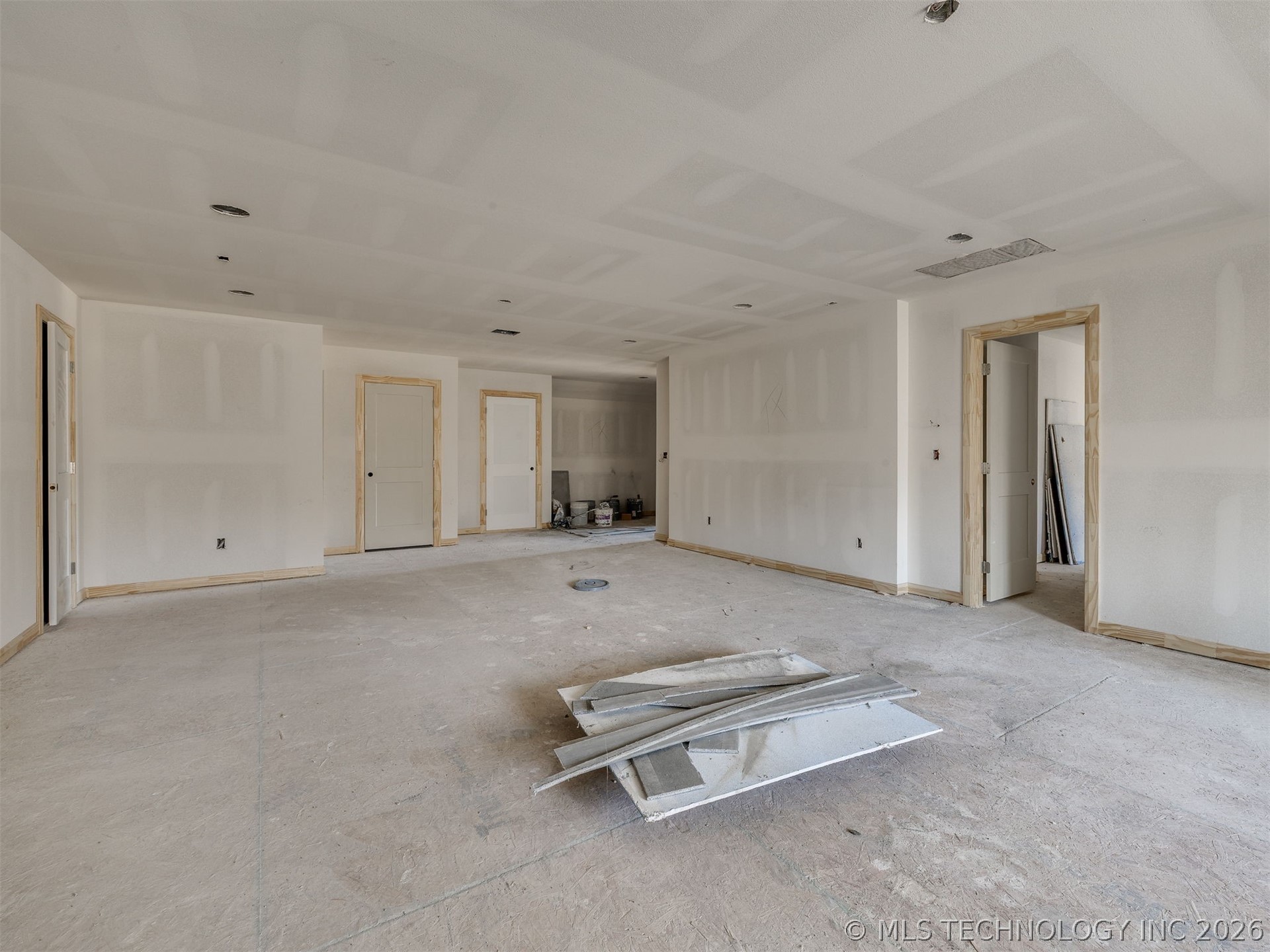 10775 S Sheridan Road Property Photo 68