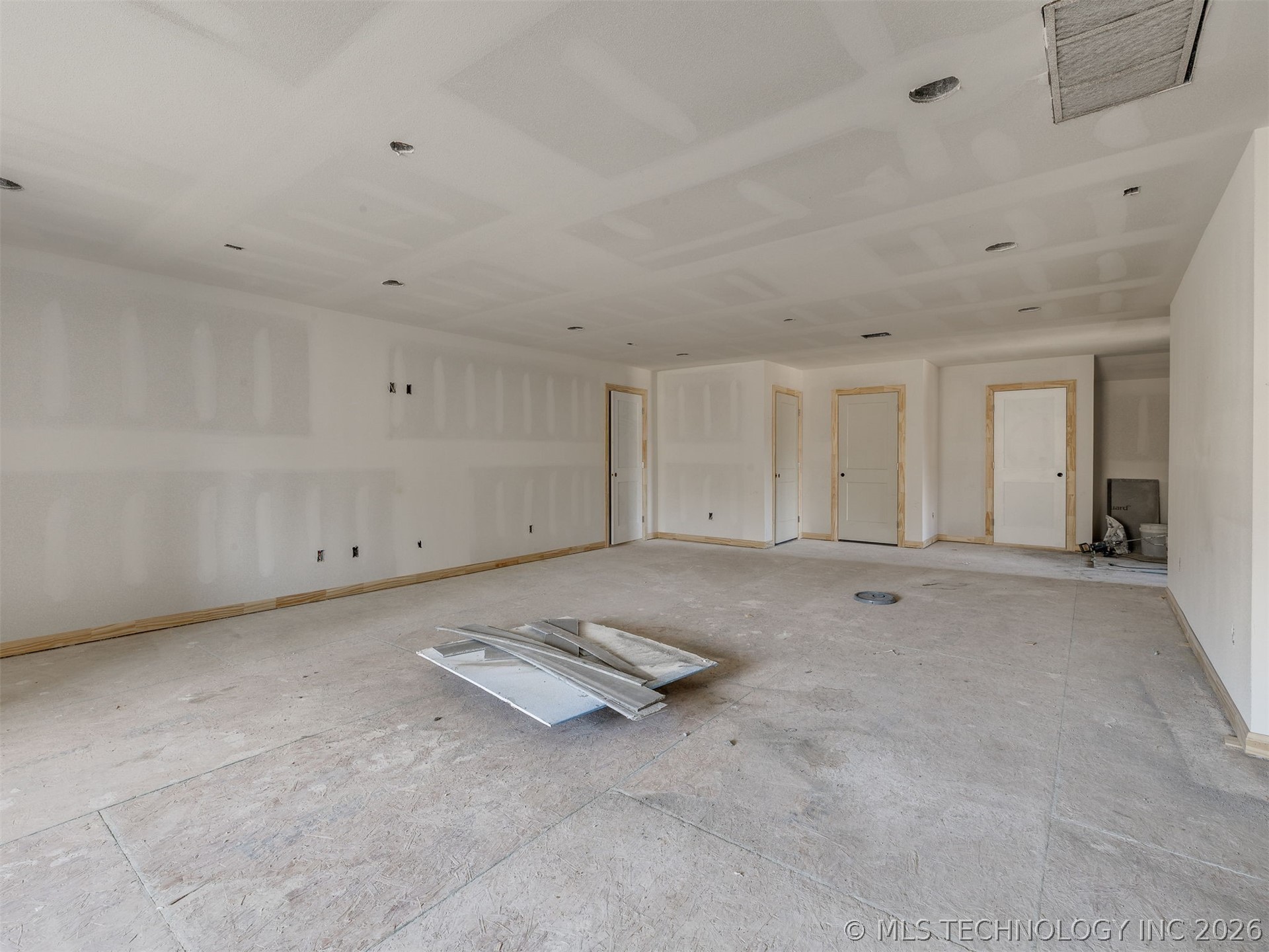 10775 S Sheridan Road Property Photo 69
