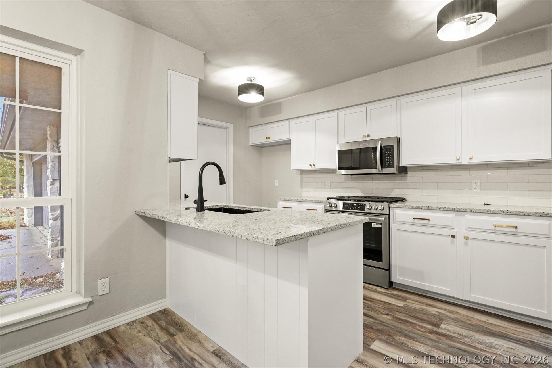 15002 E Winding Creek Drive Property Photo 8