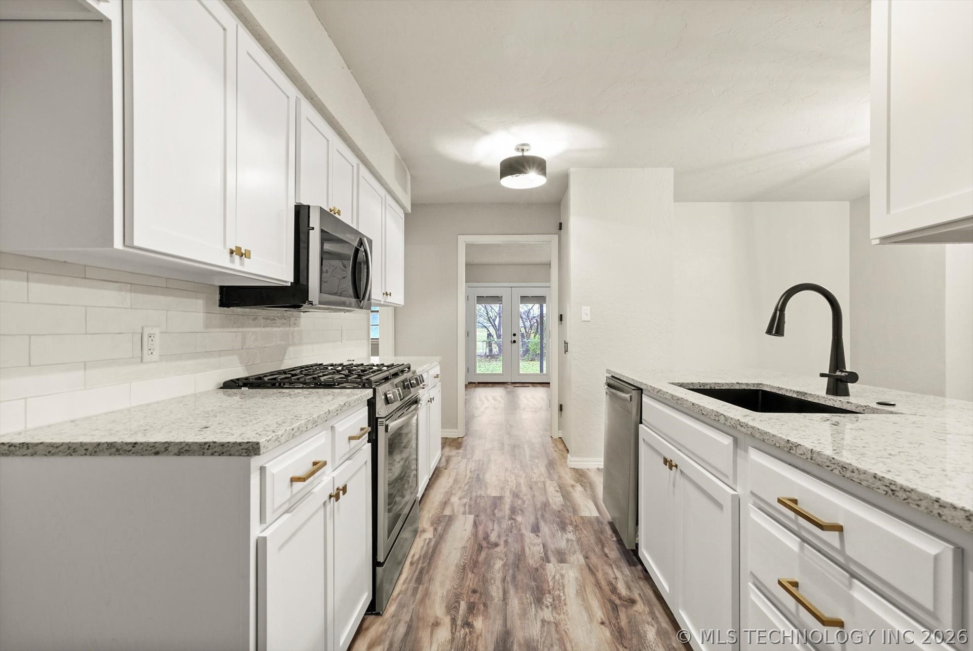 15002 E Winding Creek Drive Property Photo 11