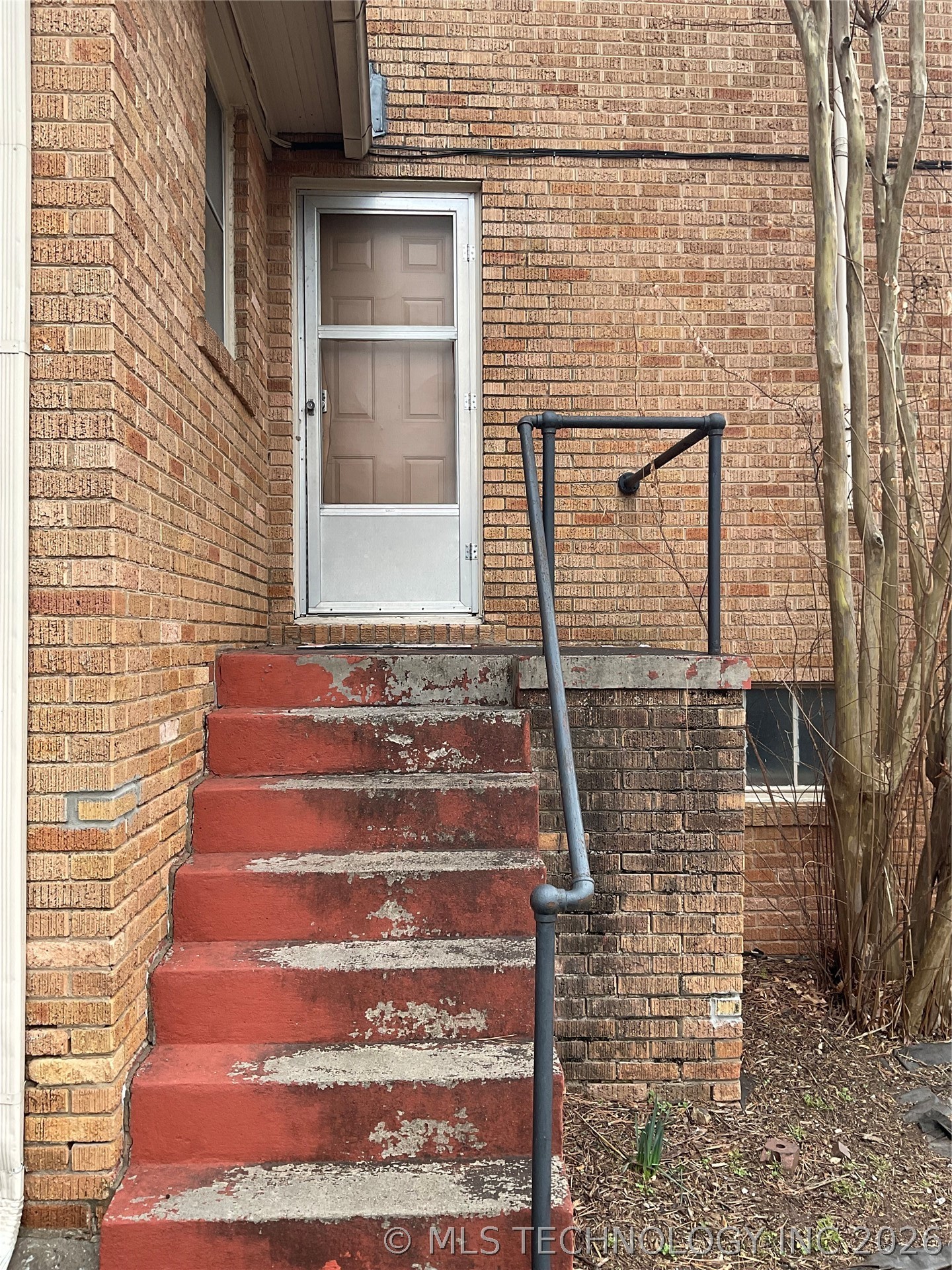 1350 E 19th Street B Property Photo 5