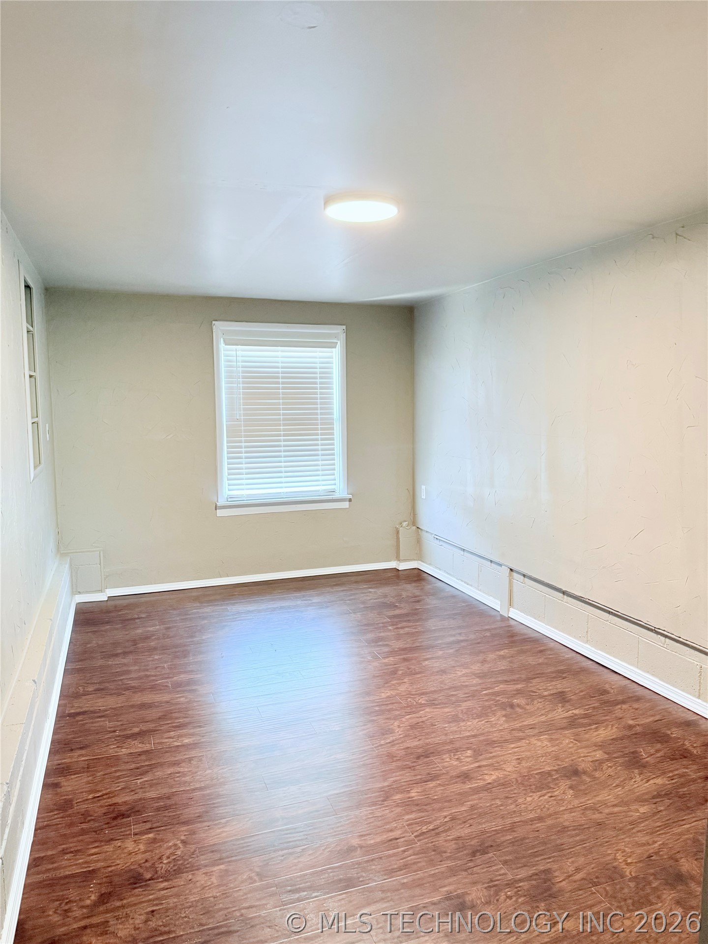 310 S 8th Street Property Photo 6