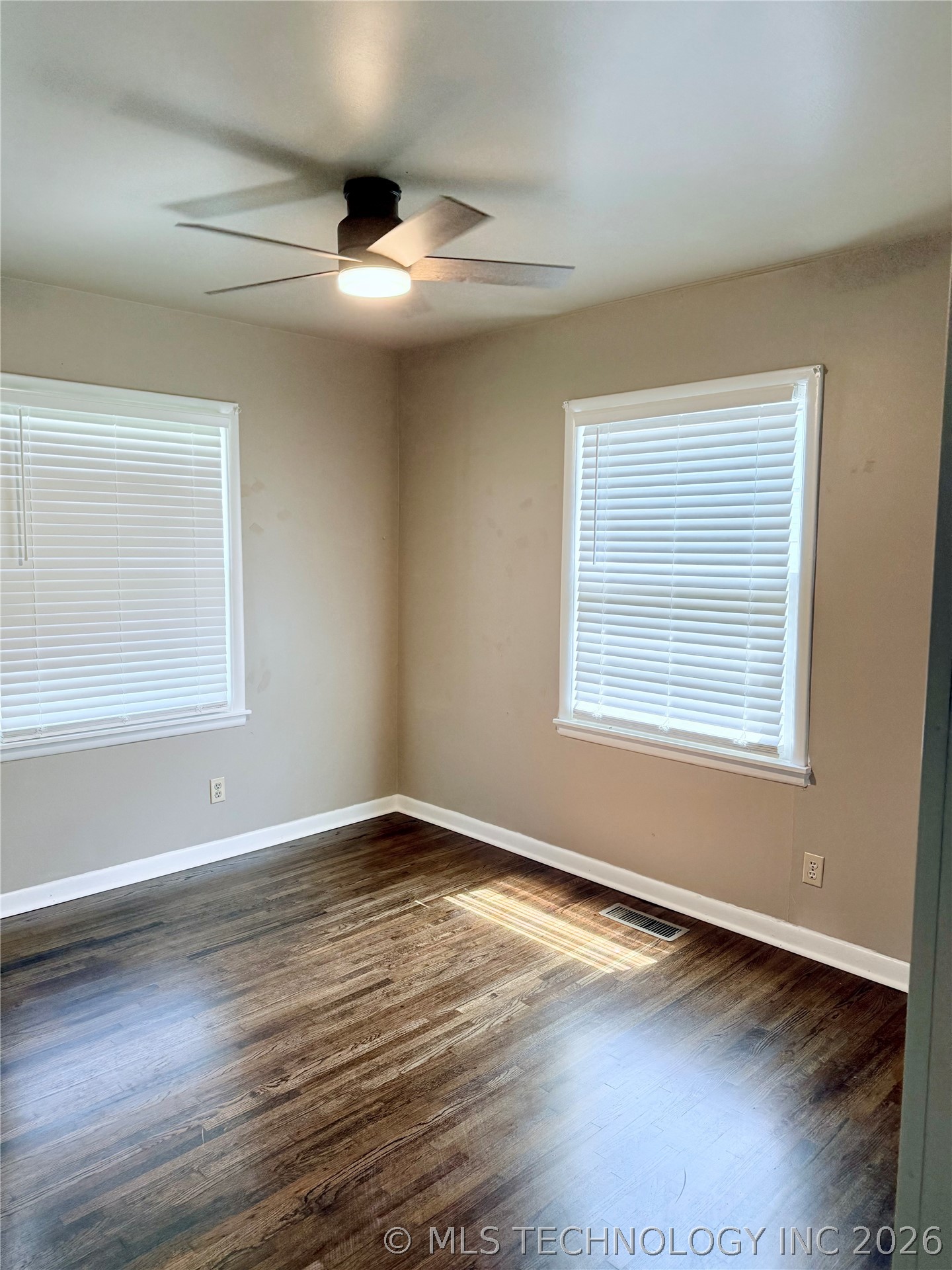 310 S 8th Street Property Photo 12