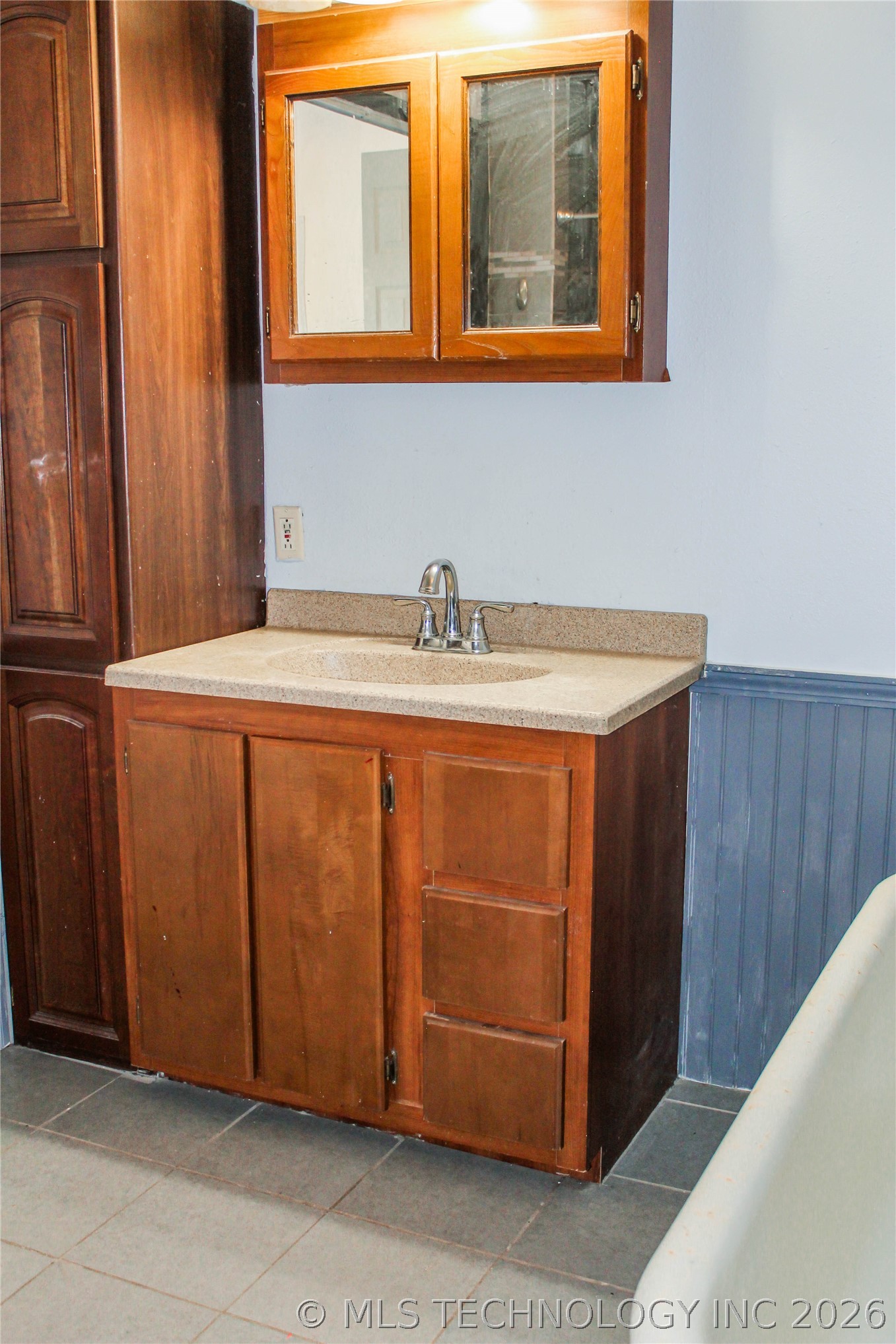 114110 S 4206 Road Property Photo 30