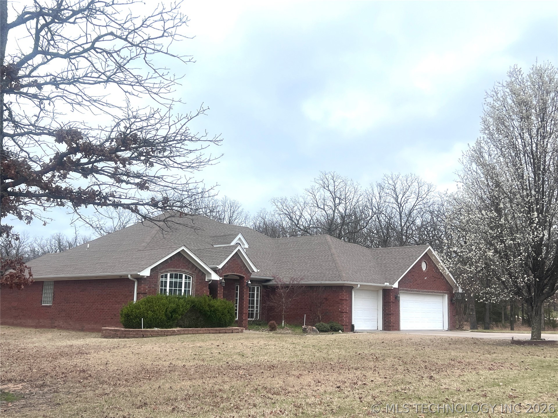 24 Jamestown Circle Property Photo 2