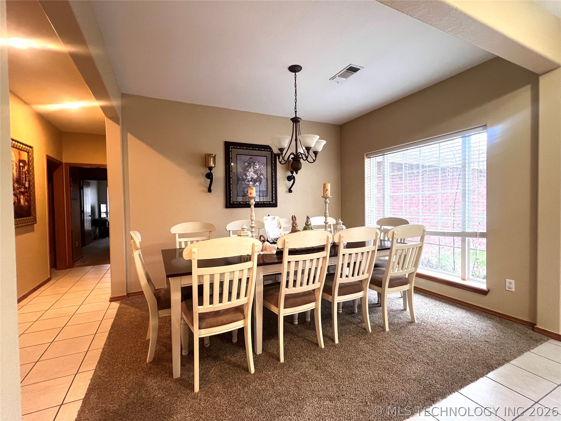 24 Jamestown Circle Property Photo 9