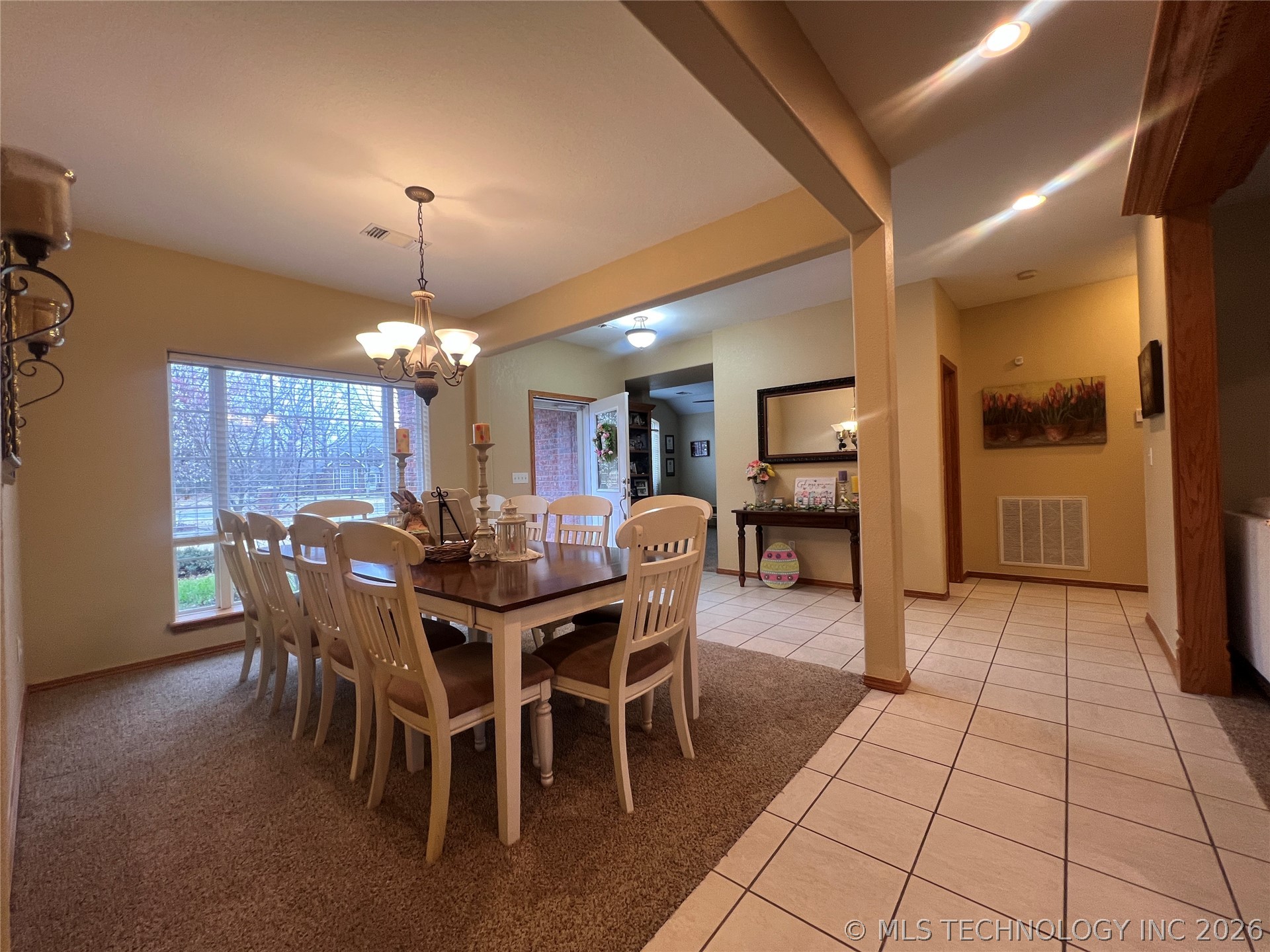 24 Jamestown Circle Property Photo 11