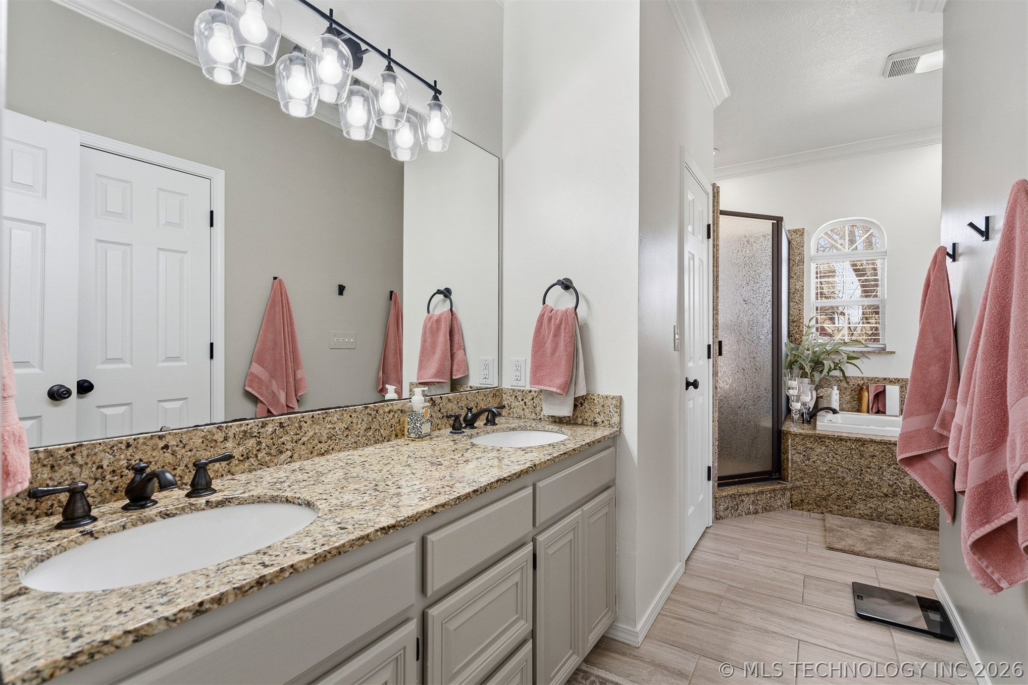 1708 Southern Hills Drive Property Photo 24