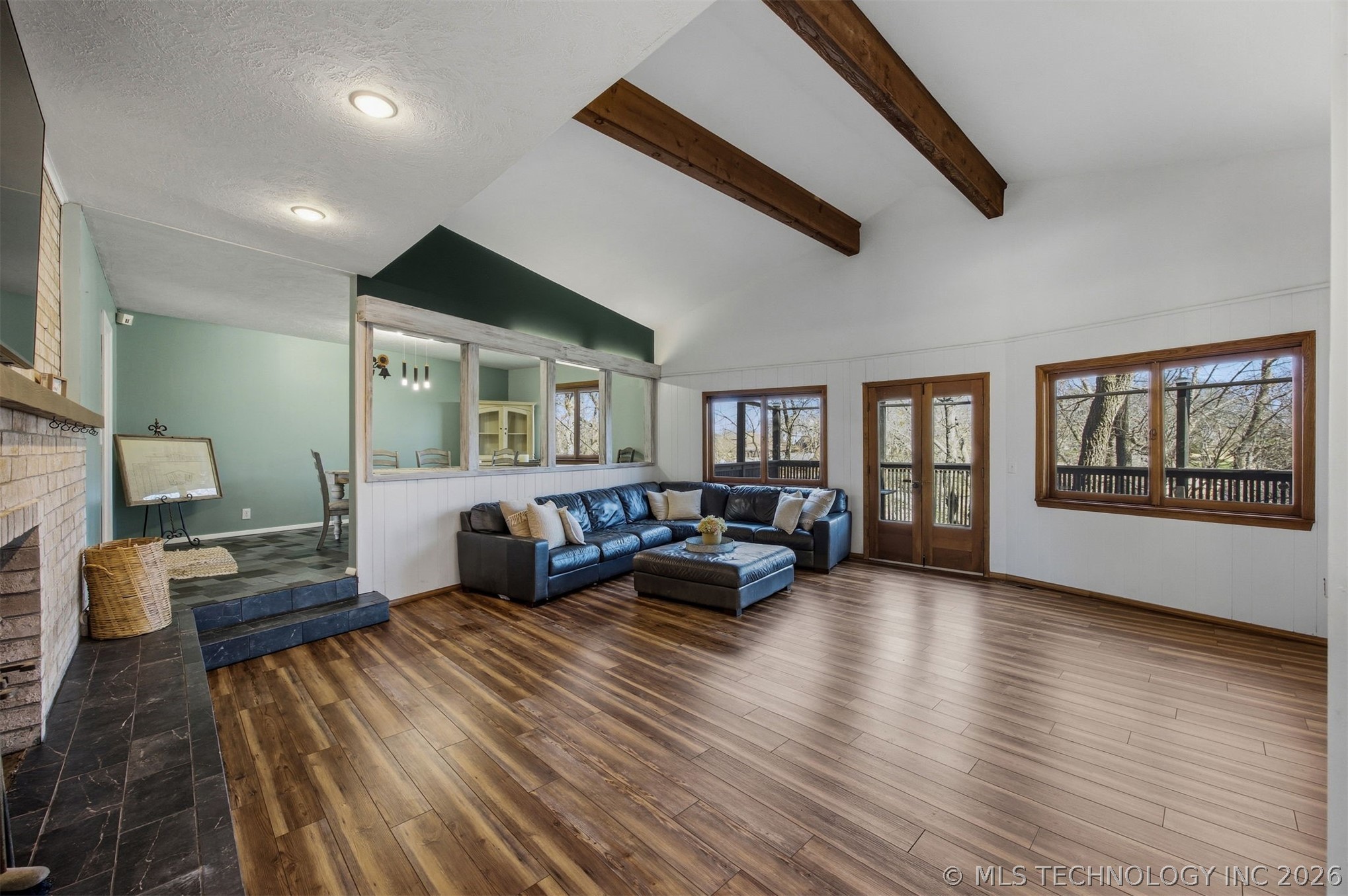 2108 Skyline Place Property Photo 13