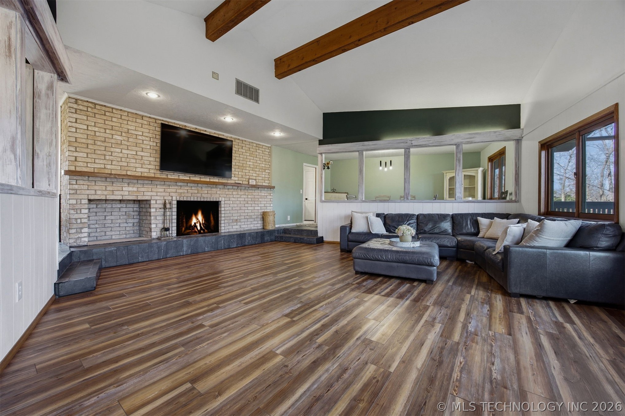 2108 Skyline Place Property Photo 14