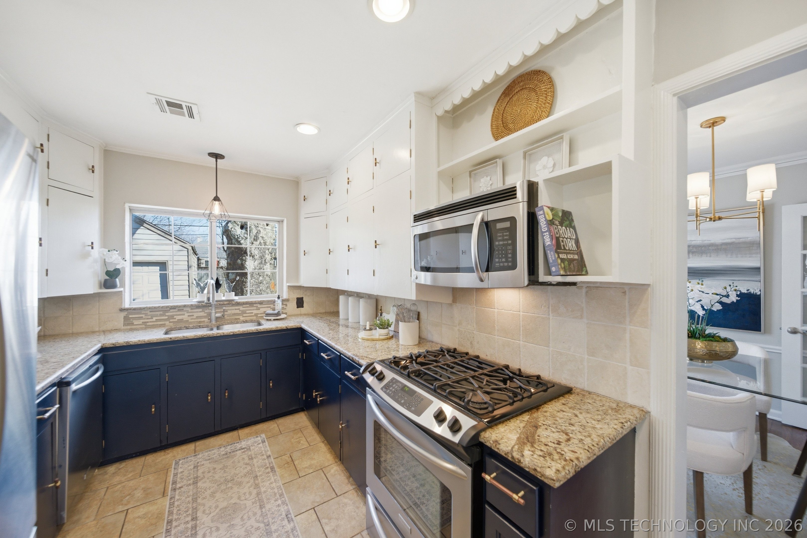 2511 E 17th Street Property Photo 14