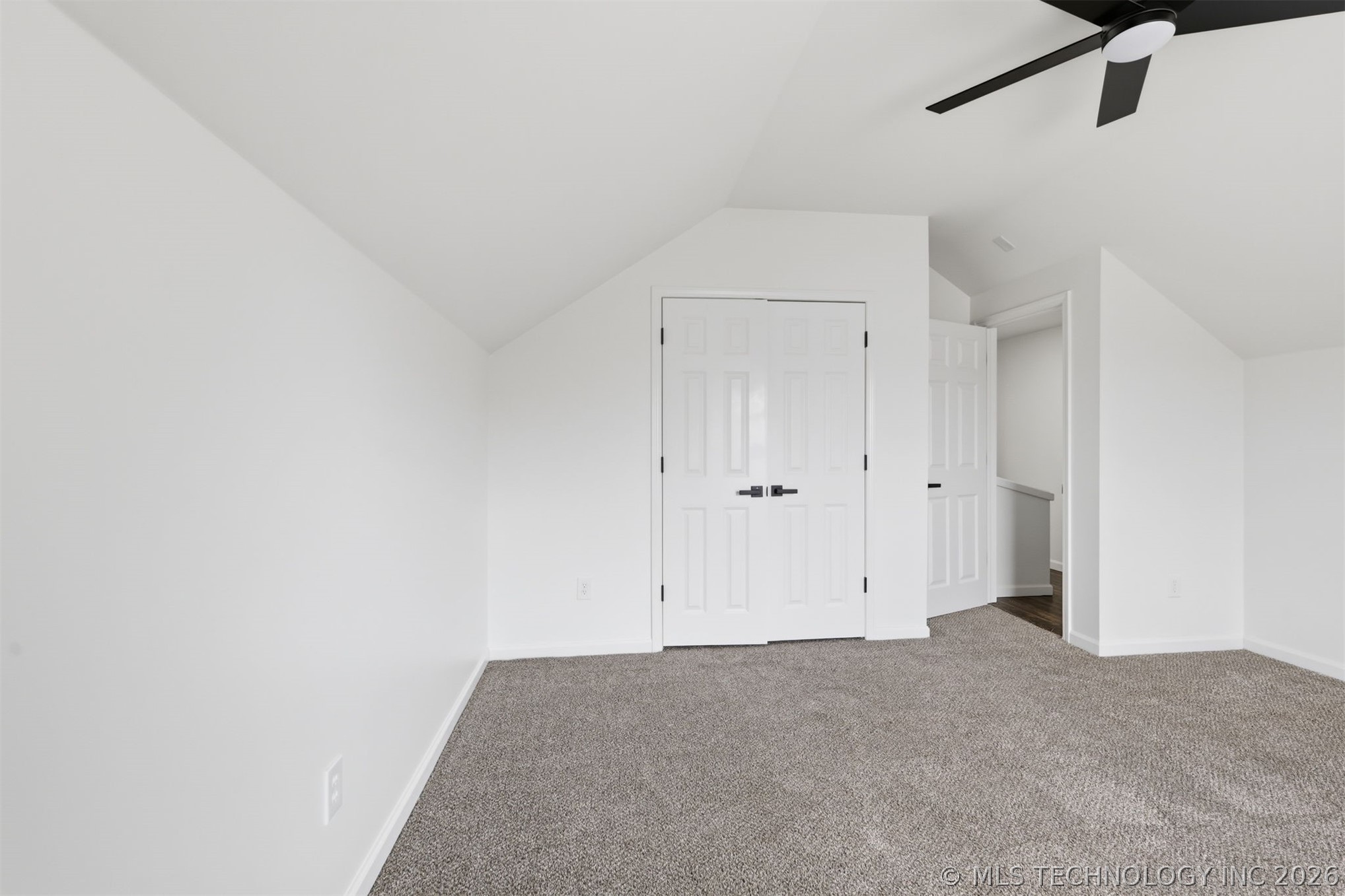 2538 E 17th Place Property Photo 24